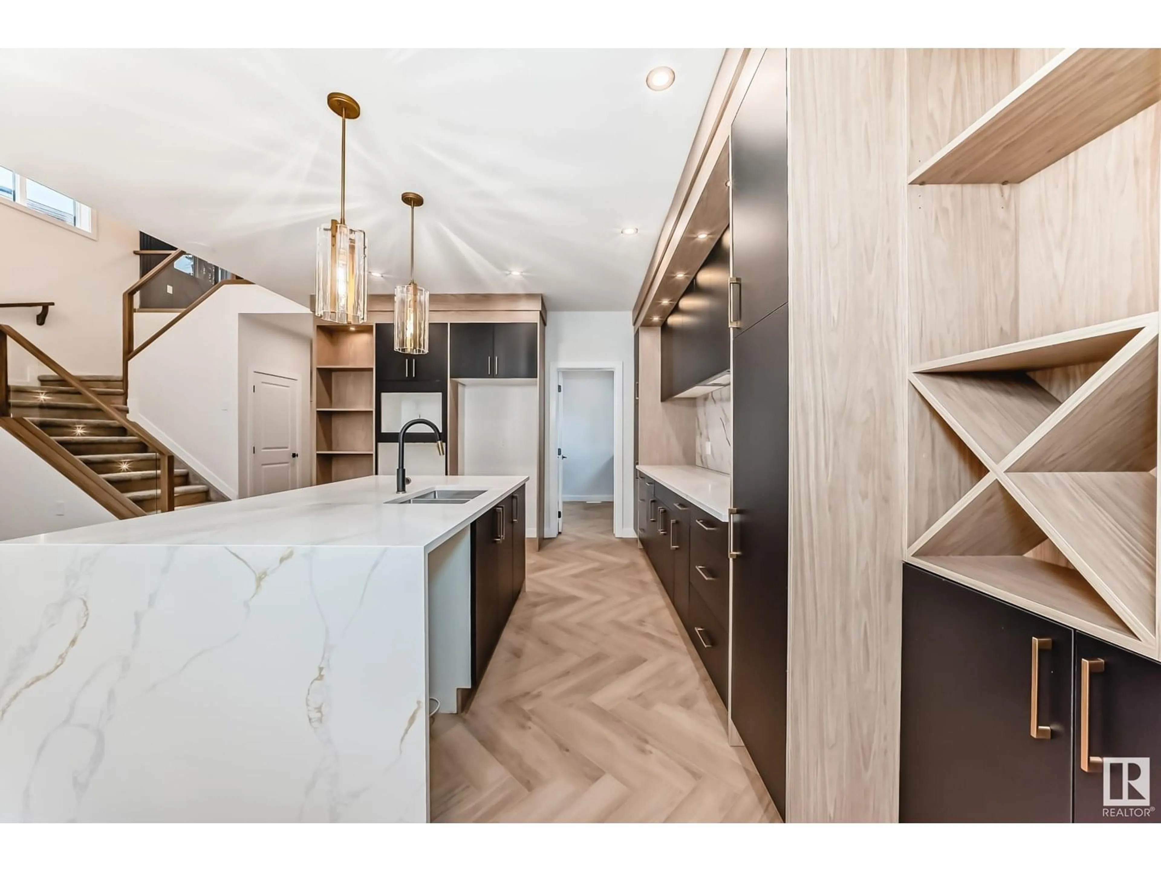 Open concept kitchen, wood/laminate floor for 55 MEADOWGROVE LN, Spruce Grove Alberta T7X0W2