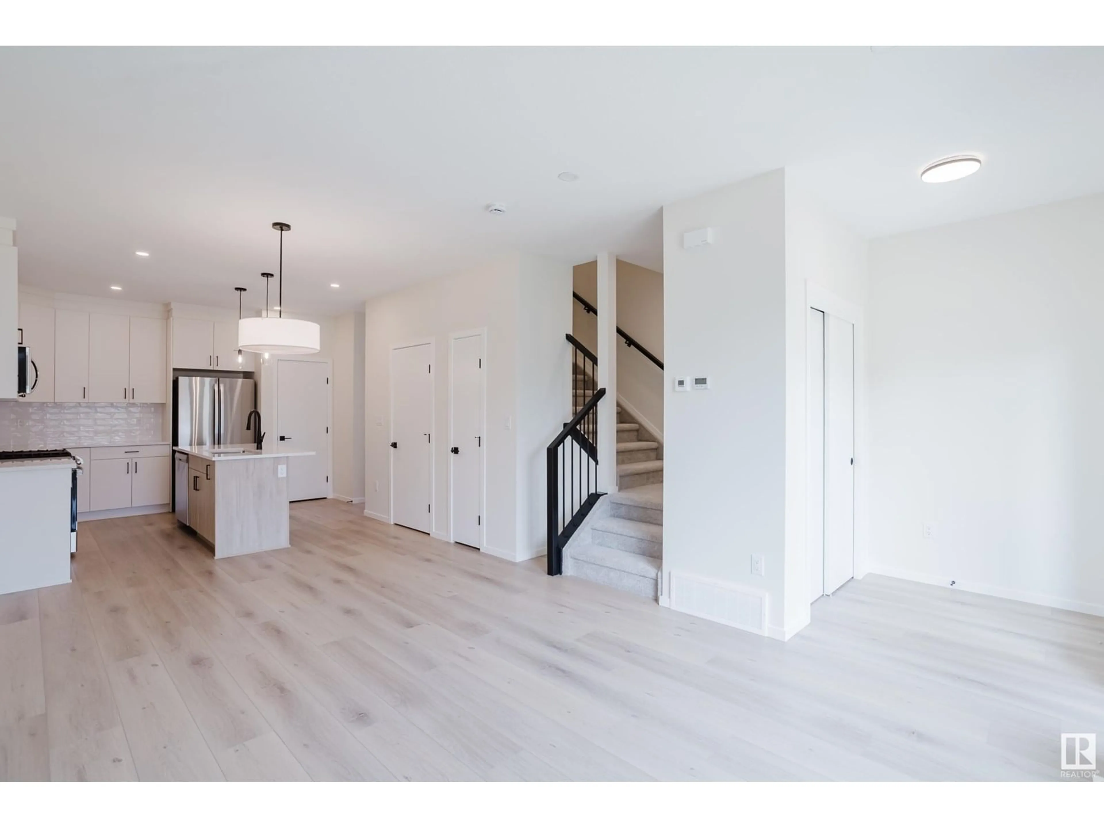 Indoor entryway for 65/67/69 - 10463 159 ST, Edmonton Alberta T5P3A8