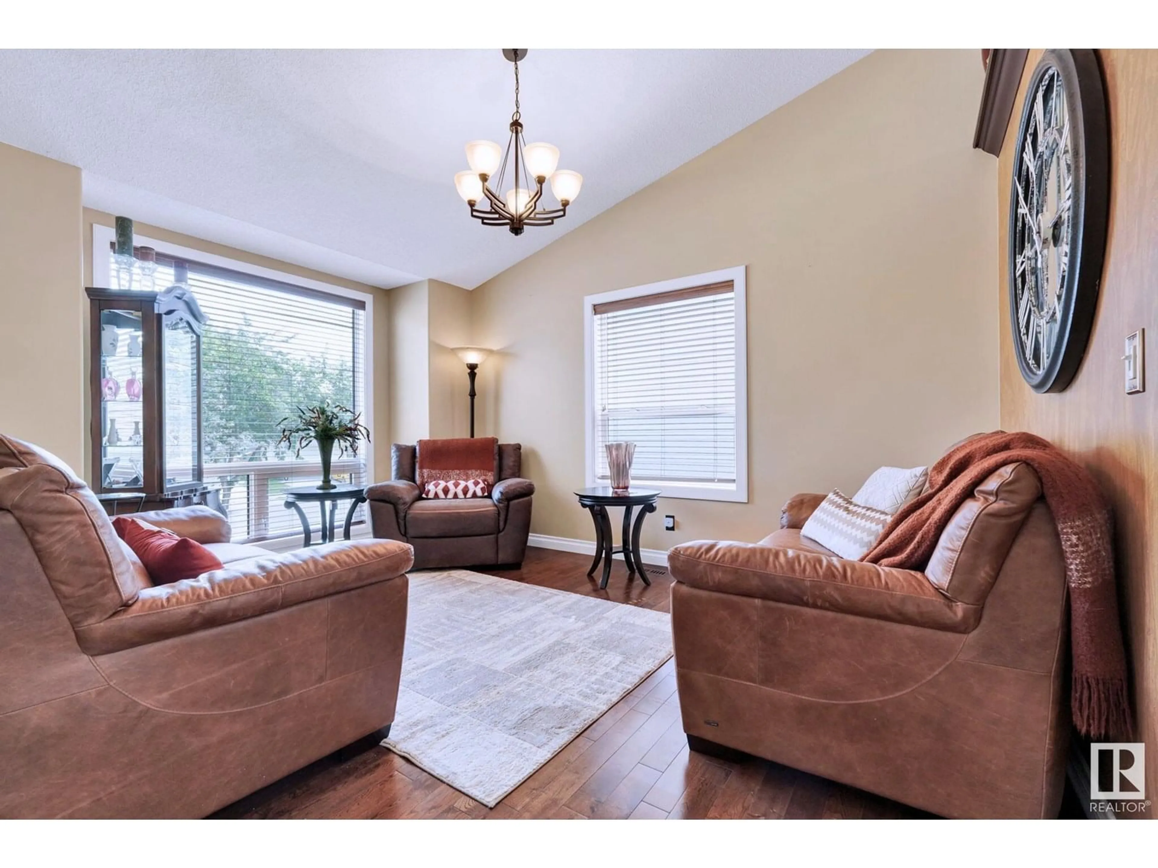 Living room with furniture, unknown for 9 OAKLAND WY, St. Albert Alberta T8N6M4