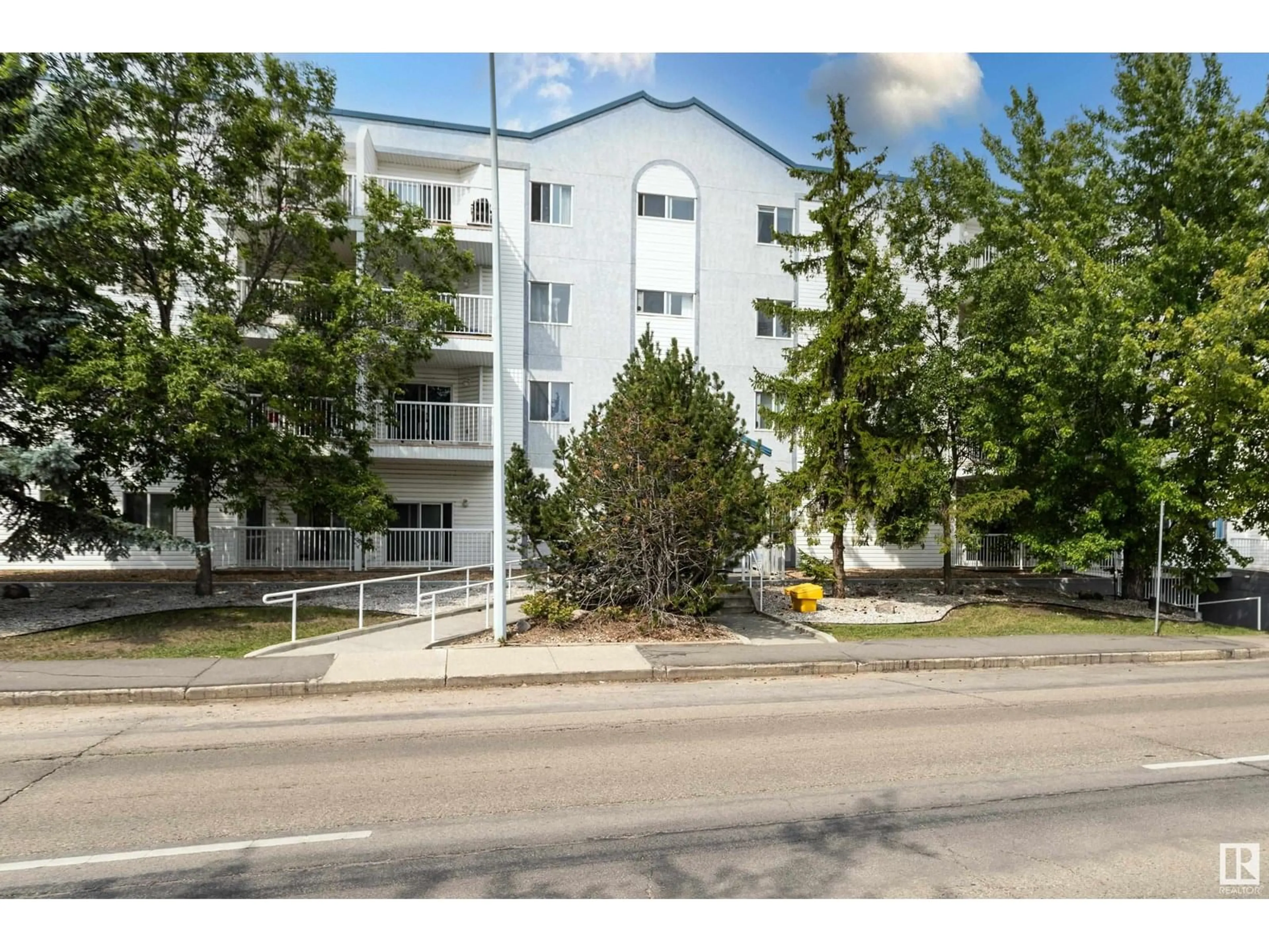 Unknown for 403 - 11446 40 AV NW, Edmonton Alberta T6J0R5