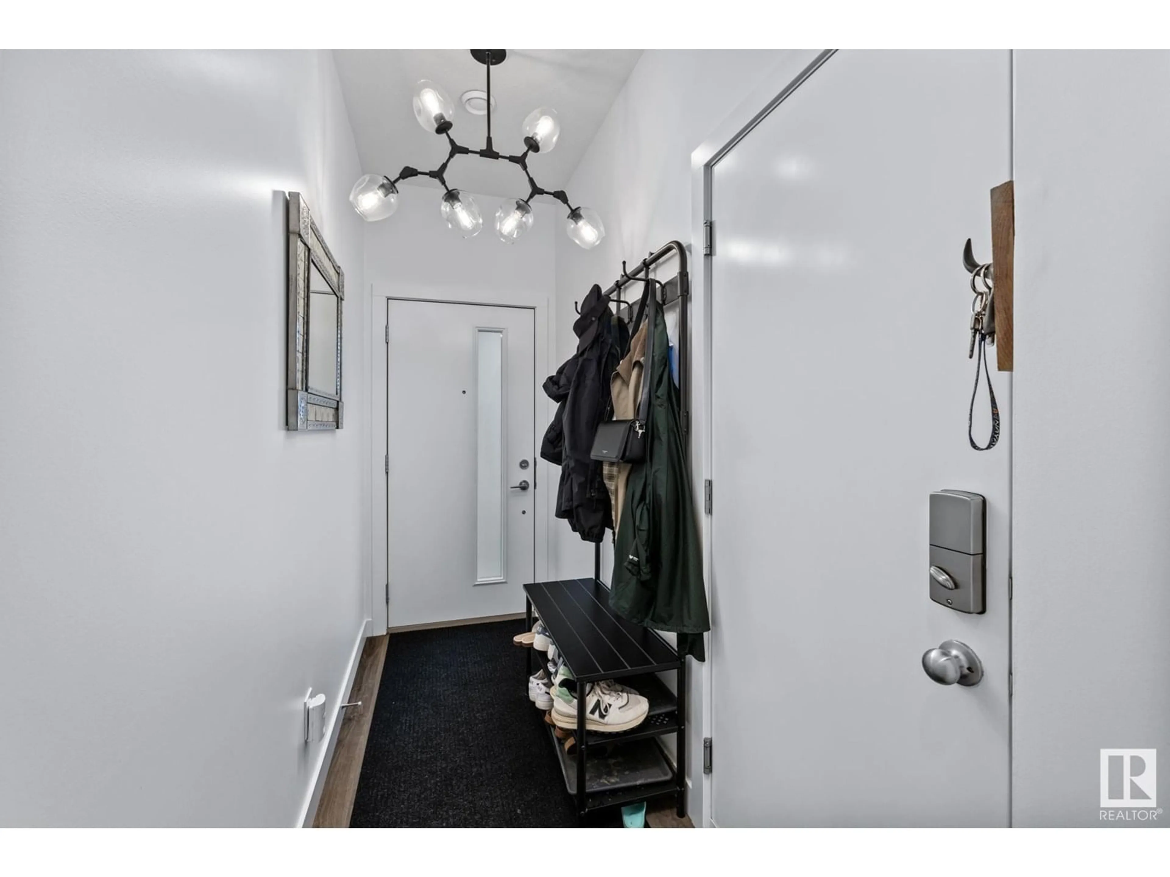 Indoor entryway for 23 100 JENSEN LAKES BV, St. Albert Alberta T8N7T9