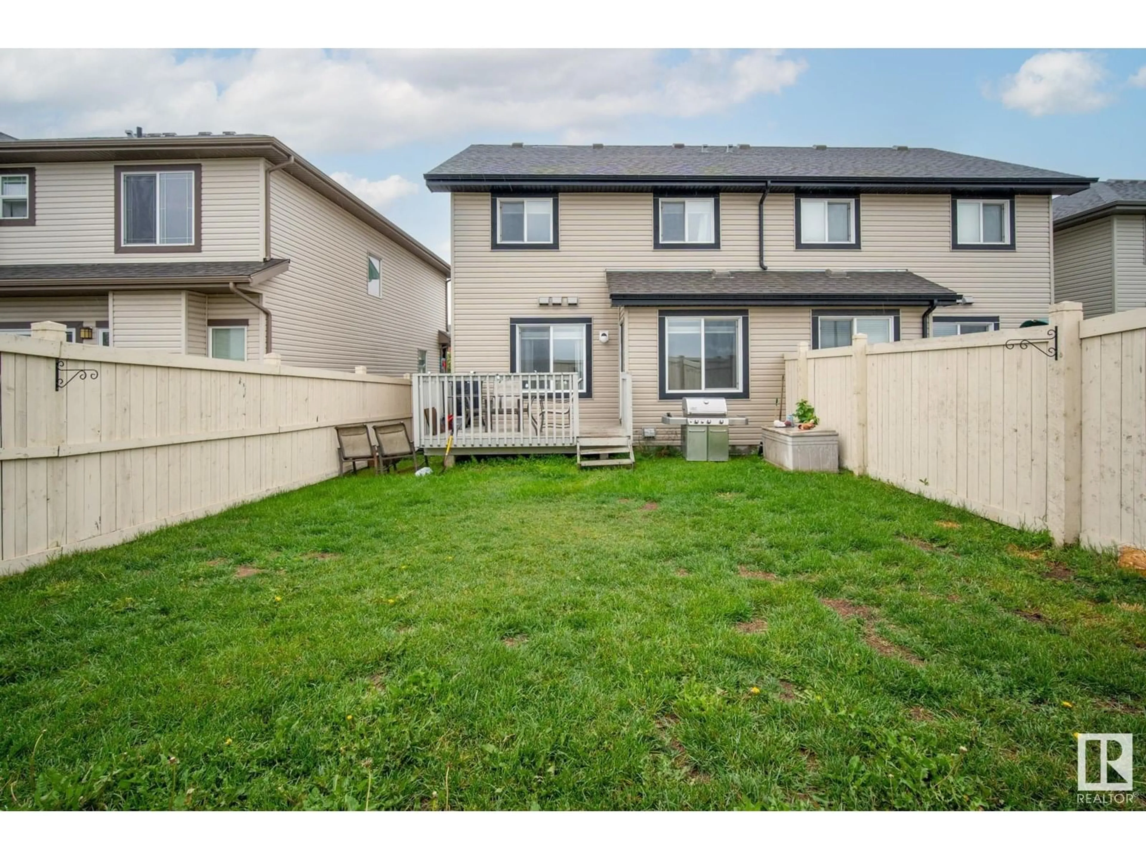 Unknown for SW - 16024 10 AV, Edmonton Alberta T6W2H1