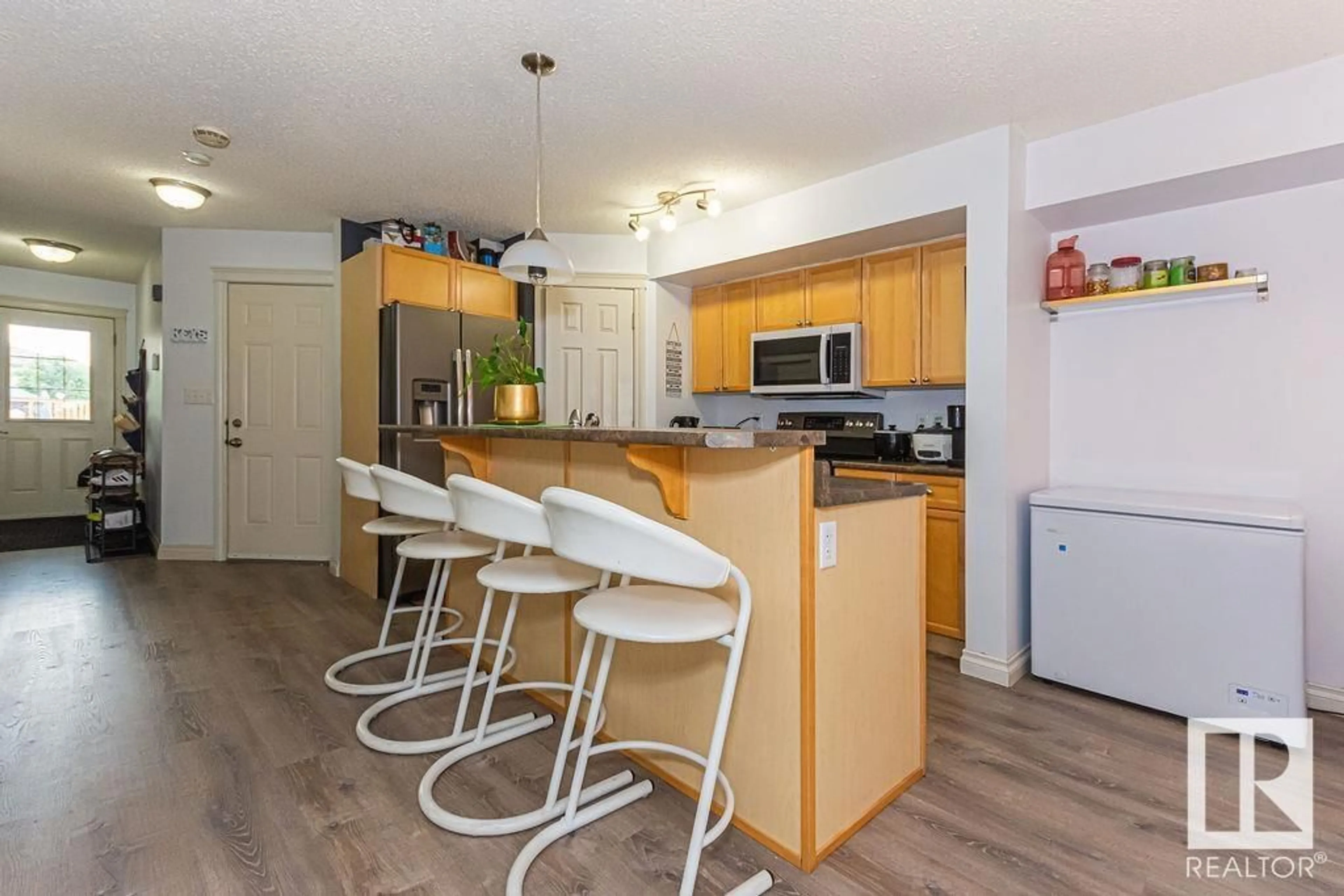 Open concept kitchen, unknown for 57 HARTWICK LO, Spruce Grove Alberta T7X0A5