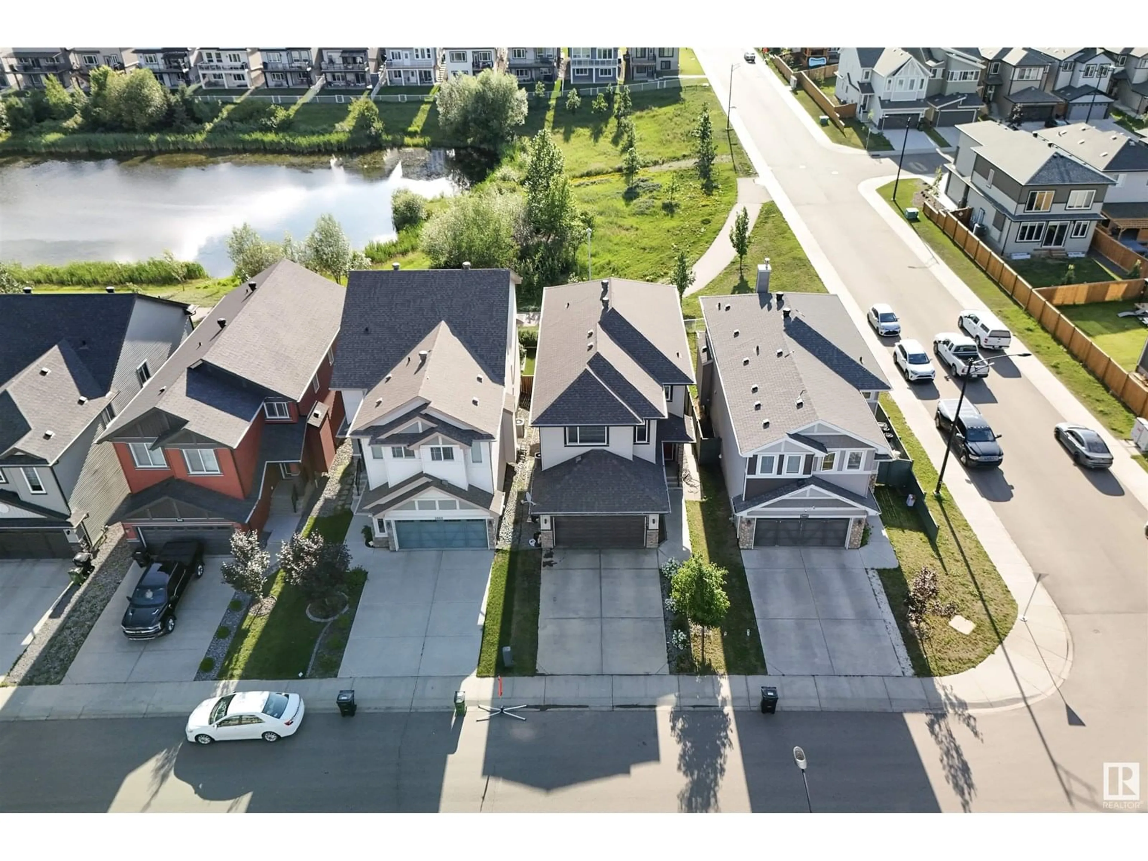 A pic from outside/outdoor area/front of a property/back of a property/a pic from drone, street for 9864 222 ST, Edmonton Alberta T5T7J1