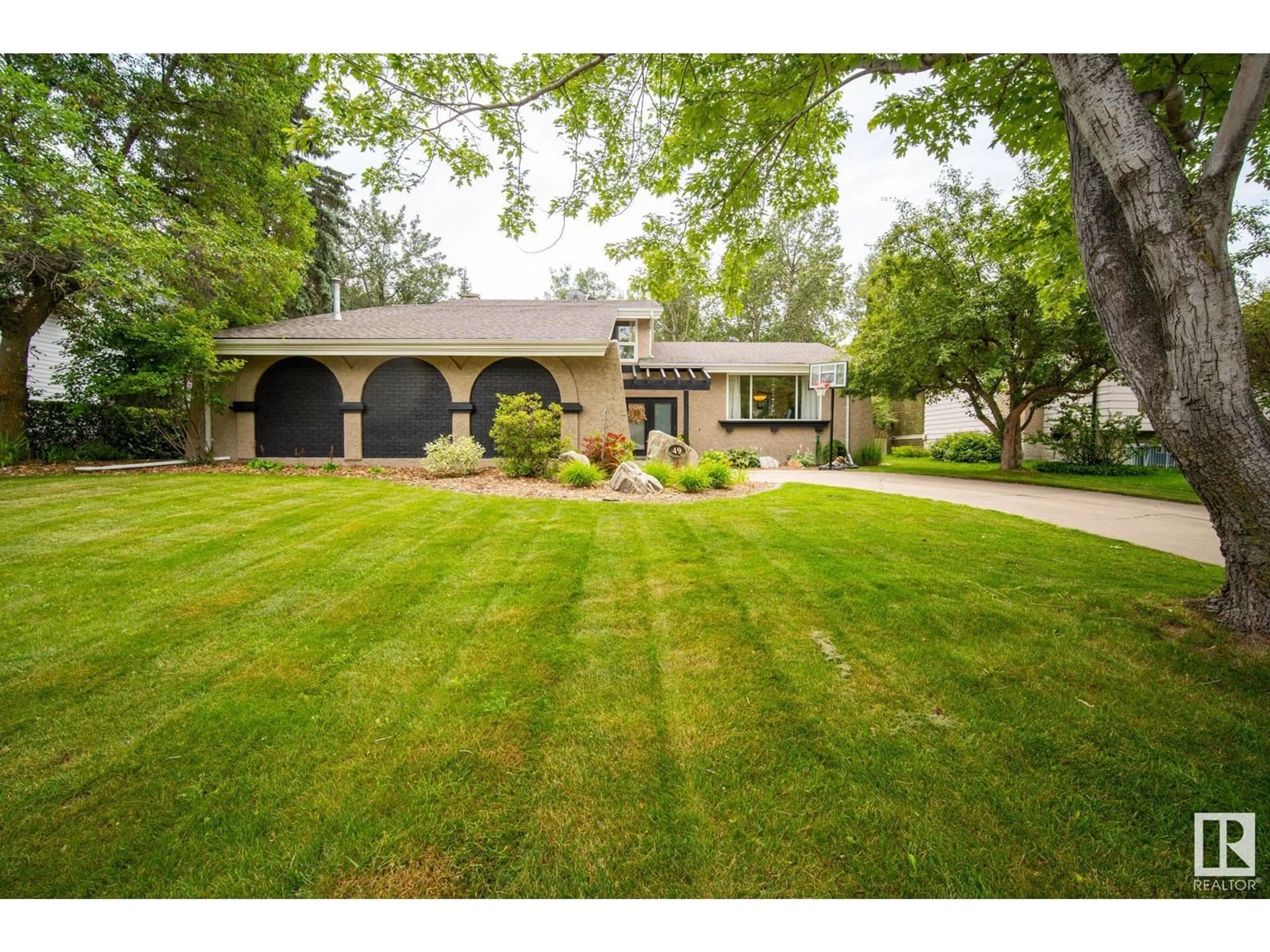 Unknown for 49 MANCHESTER DR, Sherwood Park Alberta T8A0T3