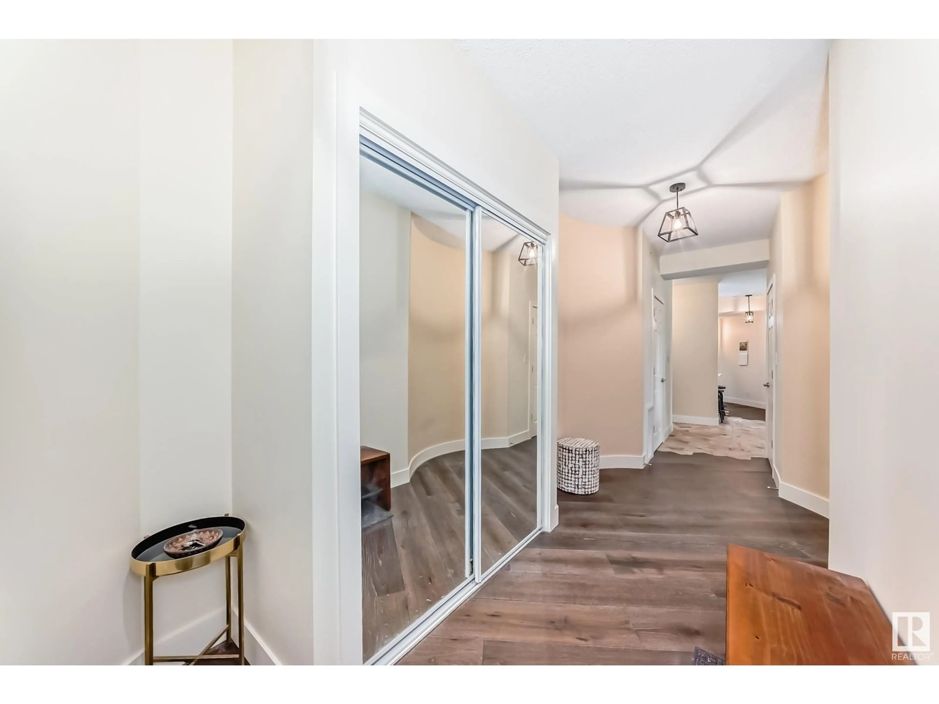 Indoor entryway for 707 - 10108 125 ST, Edmonton Alberta T5N4B6