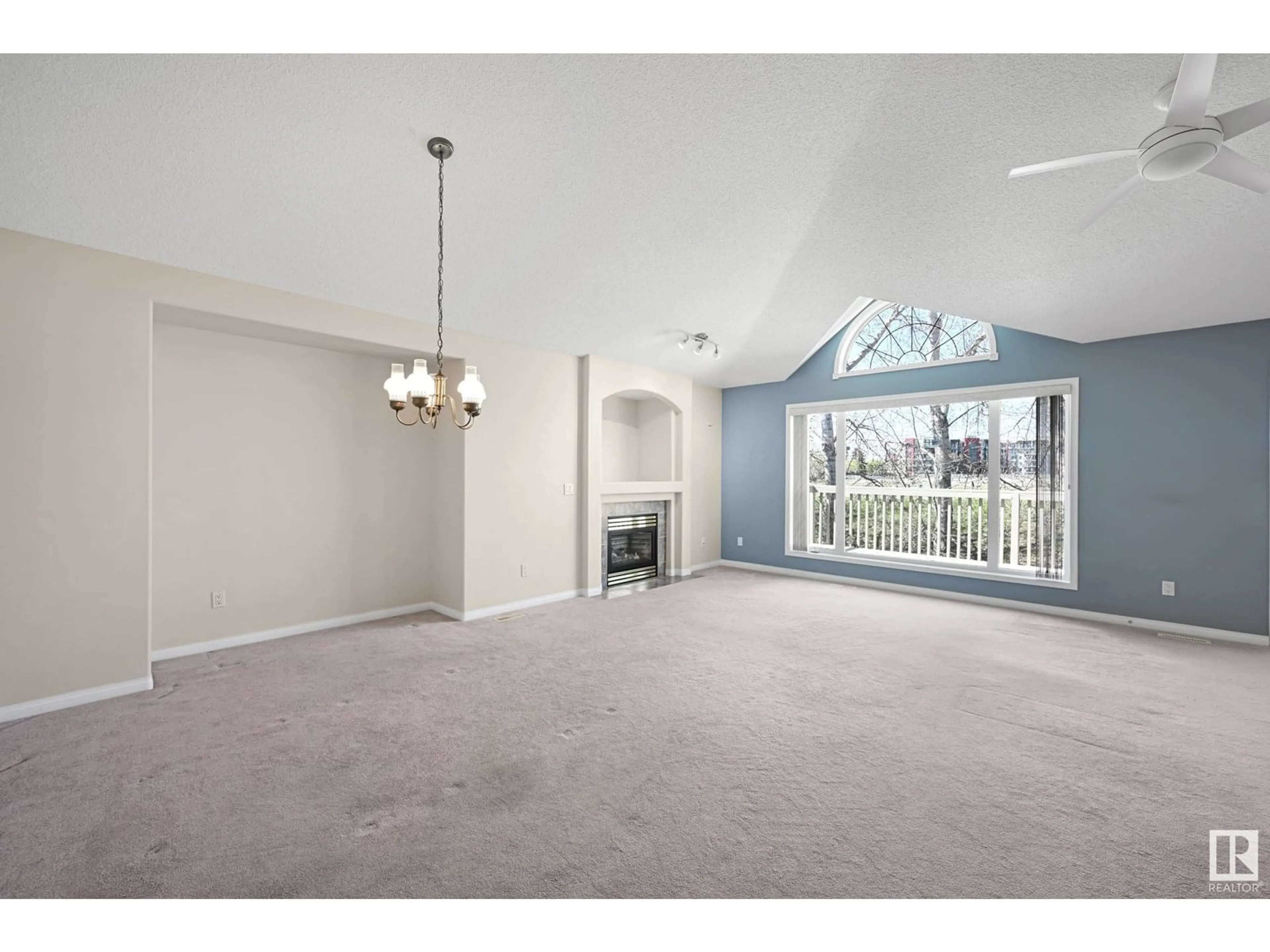 A pic of a room for 21 - 10848 8 AV, Edmonton Alberta T6W1G5