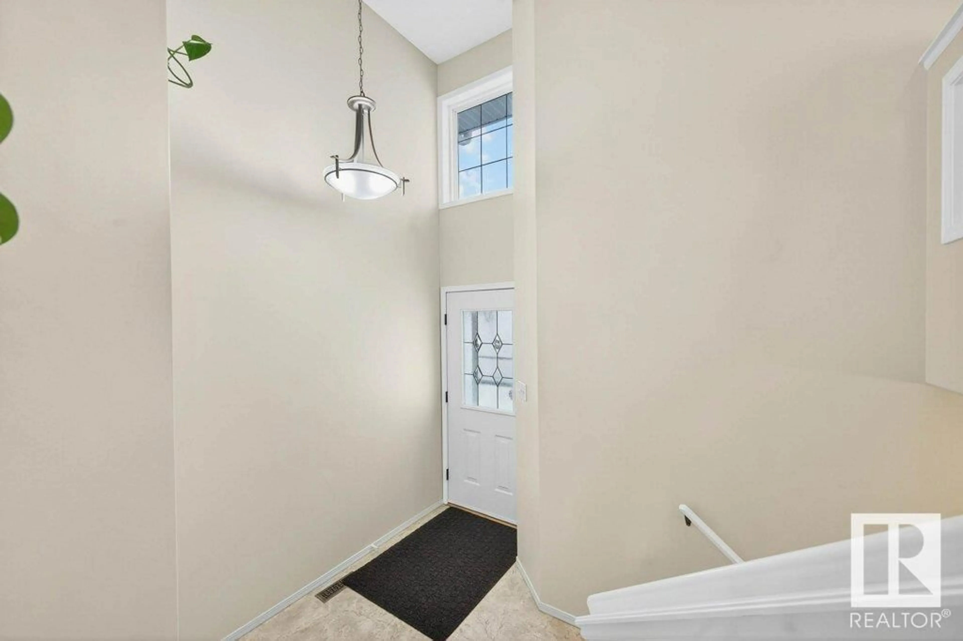 Indoor entryway for 3 - 11 POIRIER AV, St. Albert Alberta T8N6M6