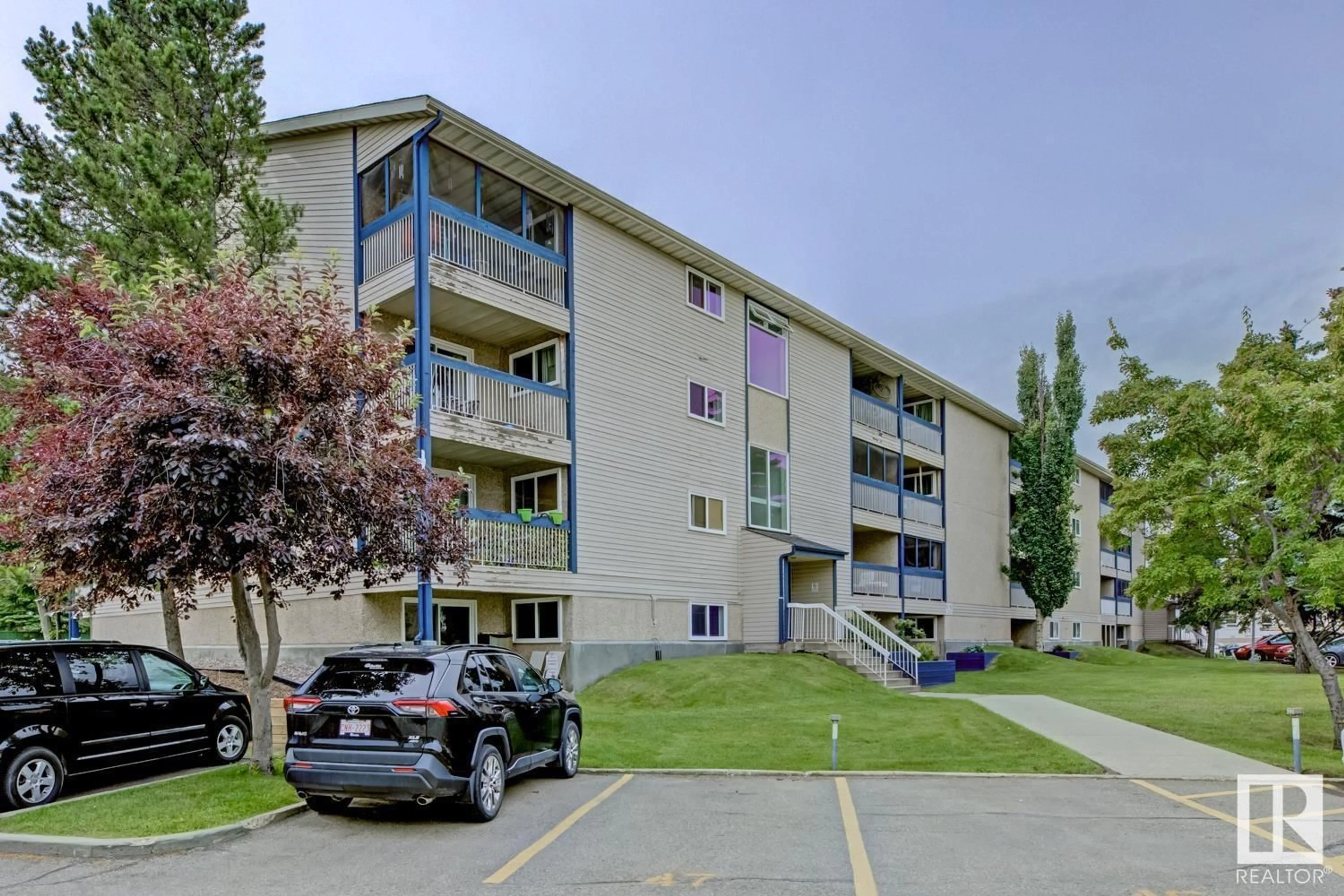 Patio, unknown for #410 - 2620 MILL WOODS E NW, Edmonton Alberta T6L5K6