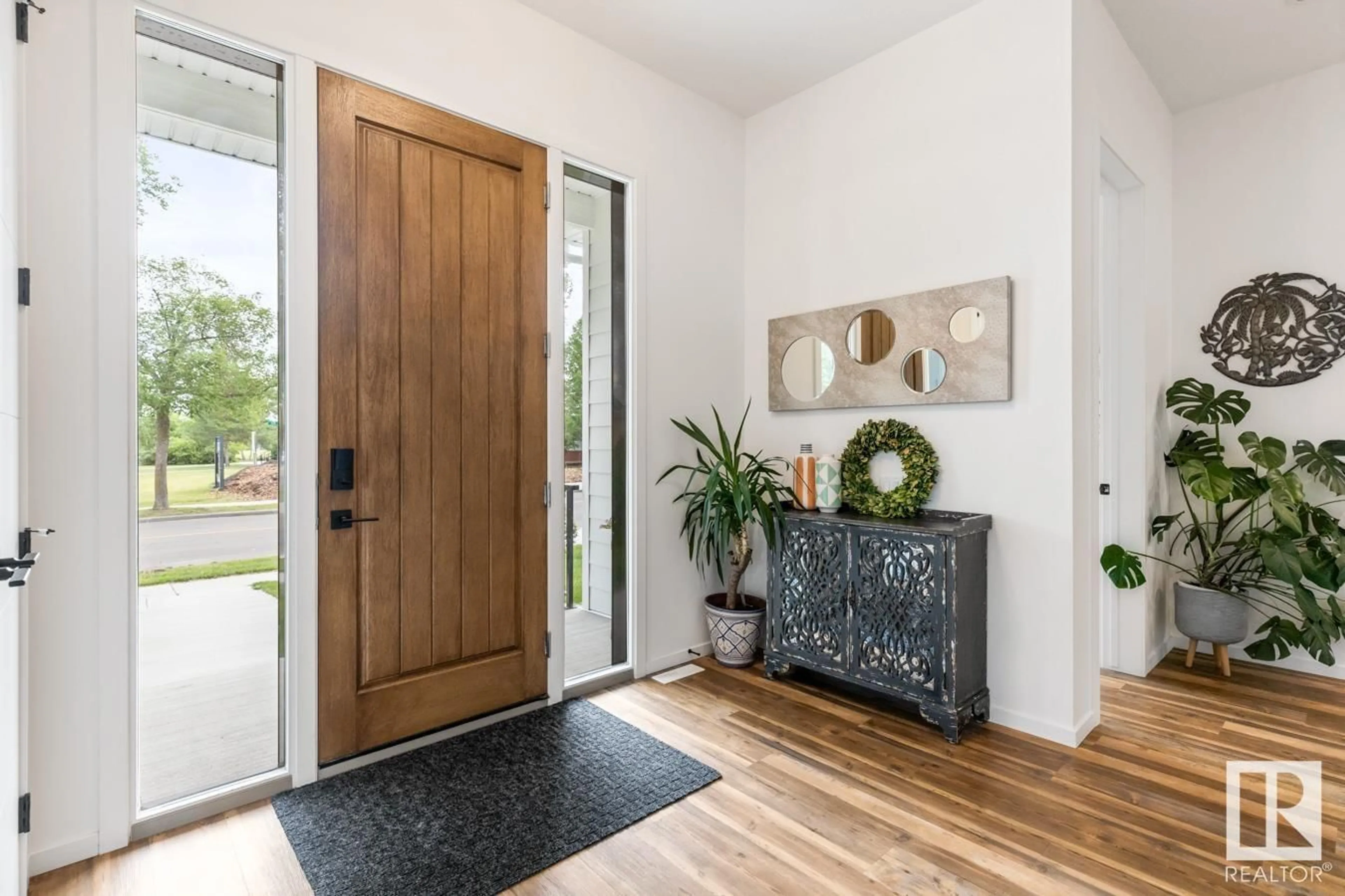 Indoor entryway for NW - 10936 139 ST, Edmonton Alberta T5M1R1