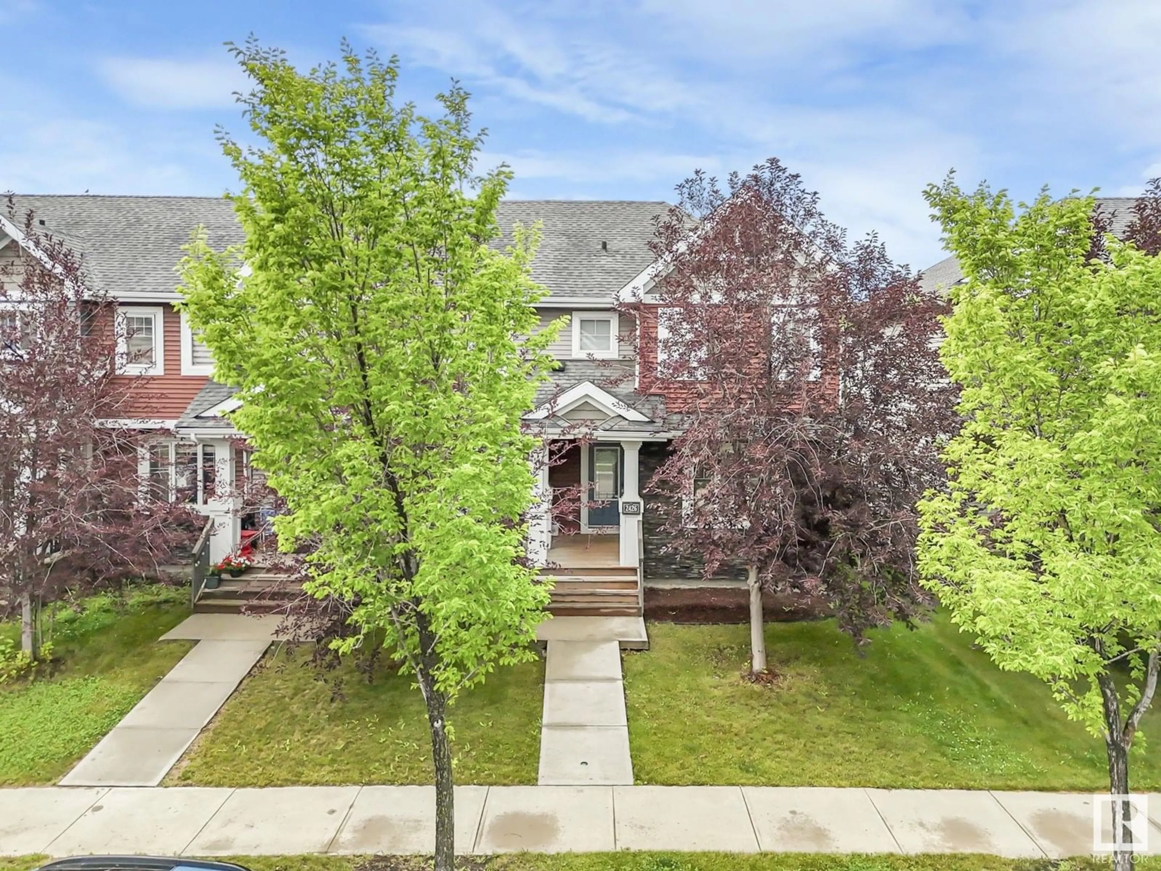 A pic from outside/outdoor area/front of a property/back of a property/a pic from drone, street for 2426 GLENRIDDING BV, Edmonton Alberta T6W2T4