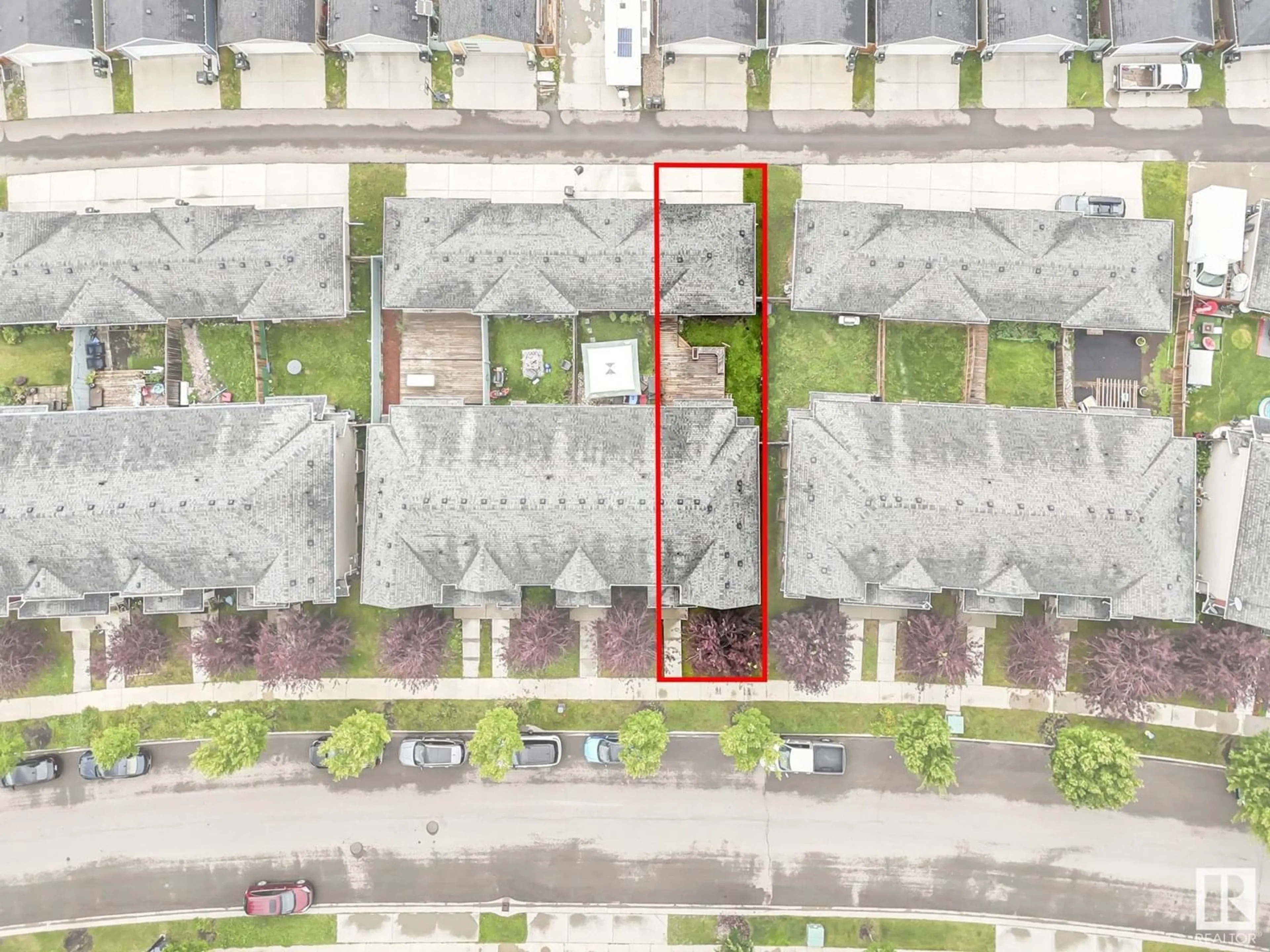 A pic from outside/outdoor area/front of a property/back of a property/a pic from drone, street for 2426 GLENRIDDING BV, Edmonton Alberta T6W2T4