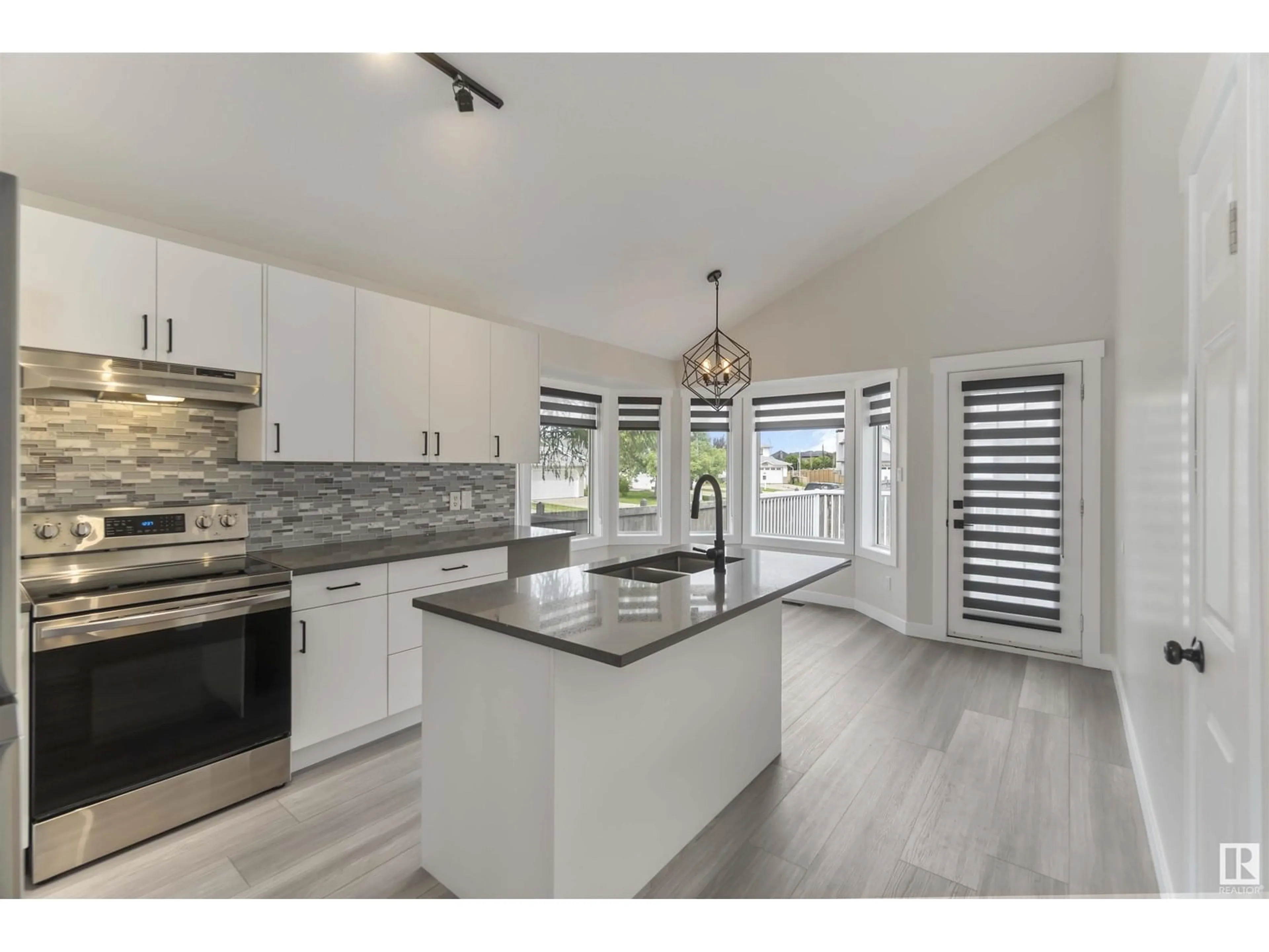 Open concept kitchen, unknown for 17233 113A ST, Edmonton Alberta T5X5Y4