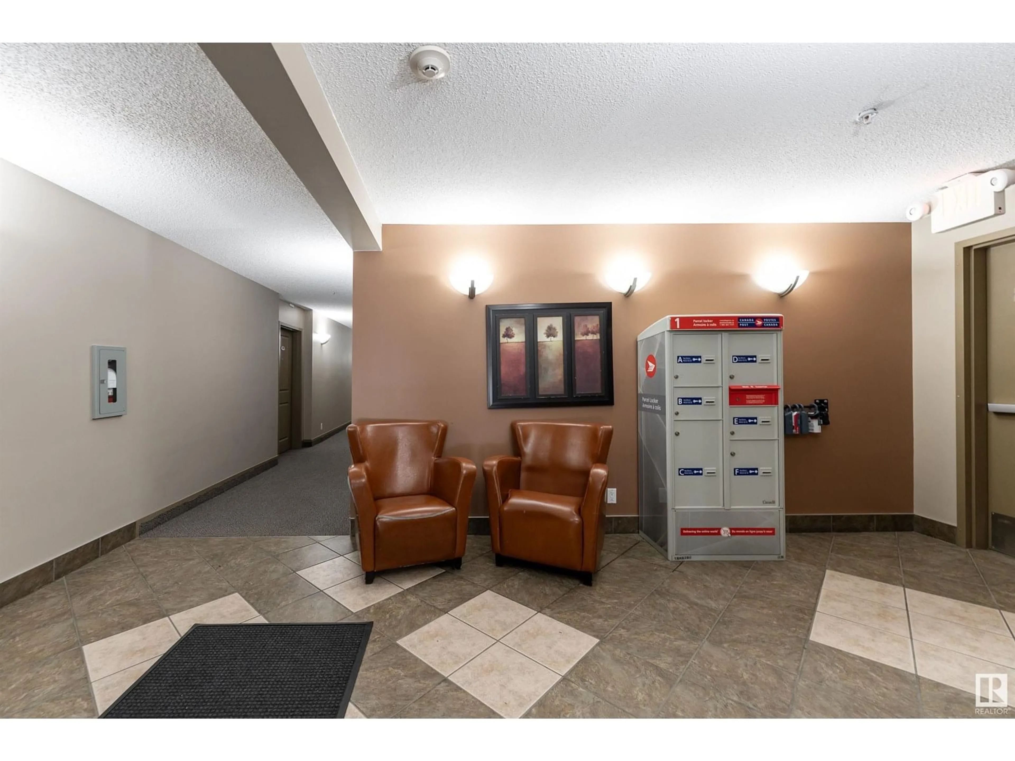 Indoor foyer for 103 - 201 AMBLESIDE DR, Edmonton Alberta T6W0J4