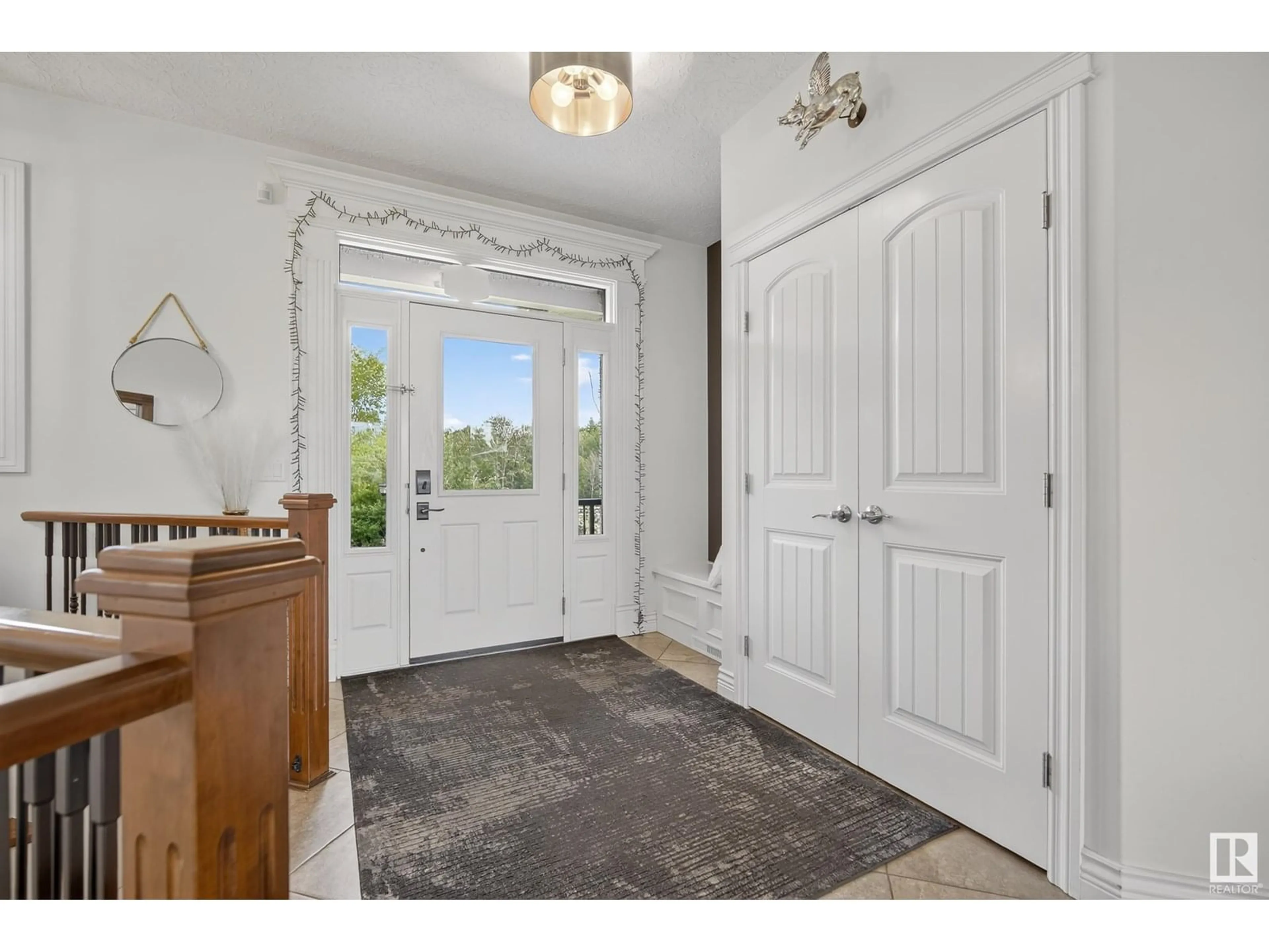 Indoor entryway for 51554 RGE ROAD 225 A, Rural Strathcona County Alberta T8C1H5