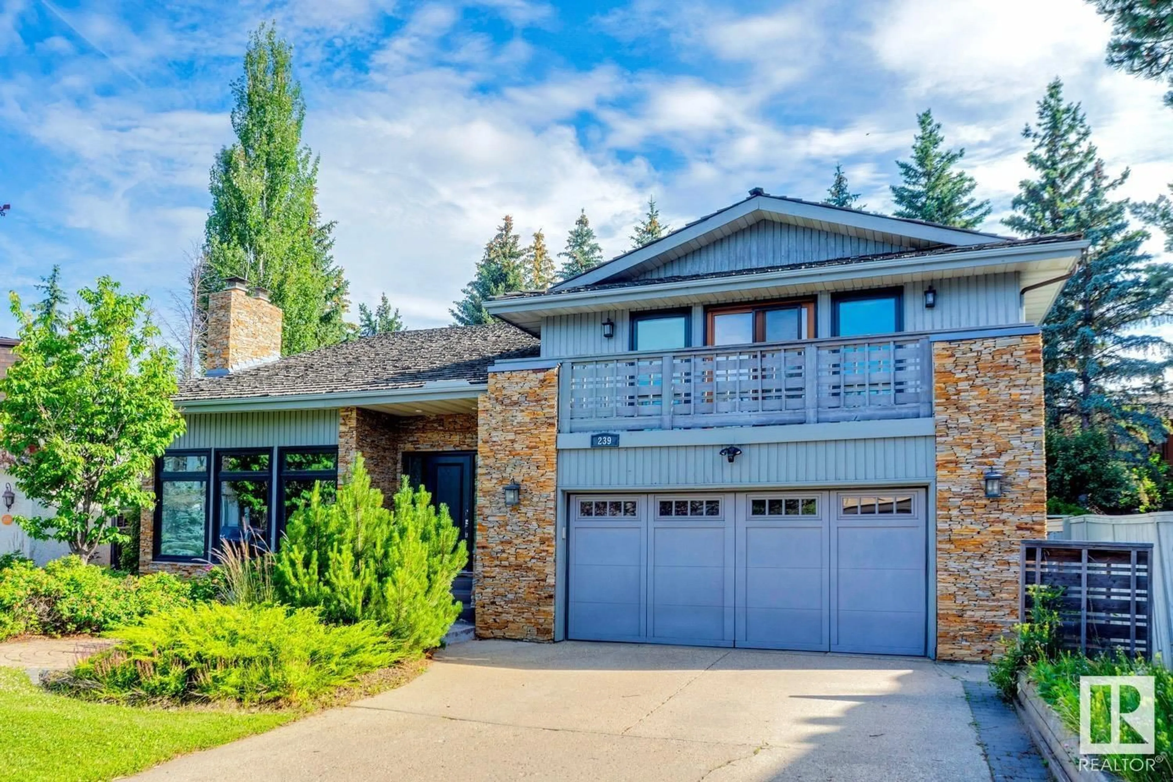 Home with brick exterior material, unknown for 239 WAKINA DR, Edmonton Alberta T5T2X6