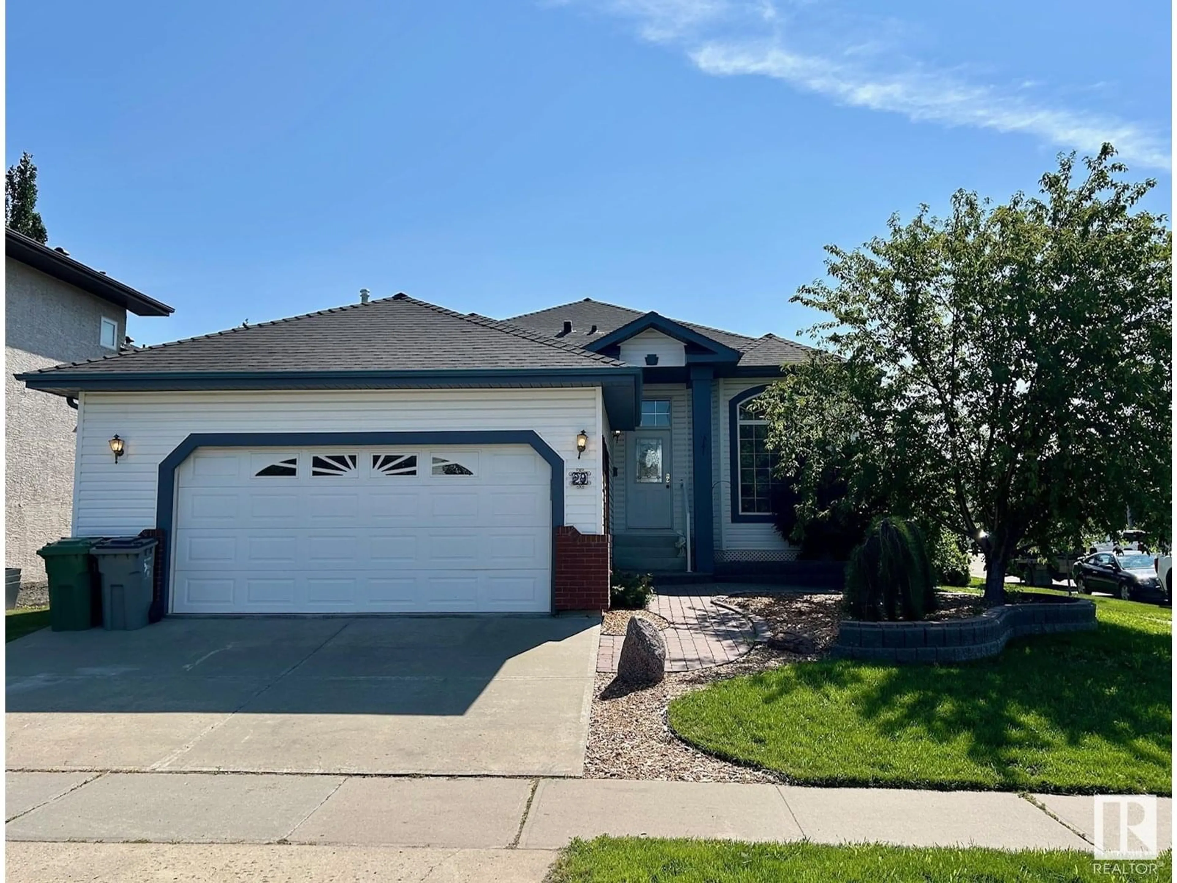 Home with vinyl exterior material, street for 29 RUE BOUCHARD, Beaumont Alberta T4X1R5