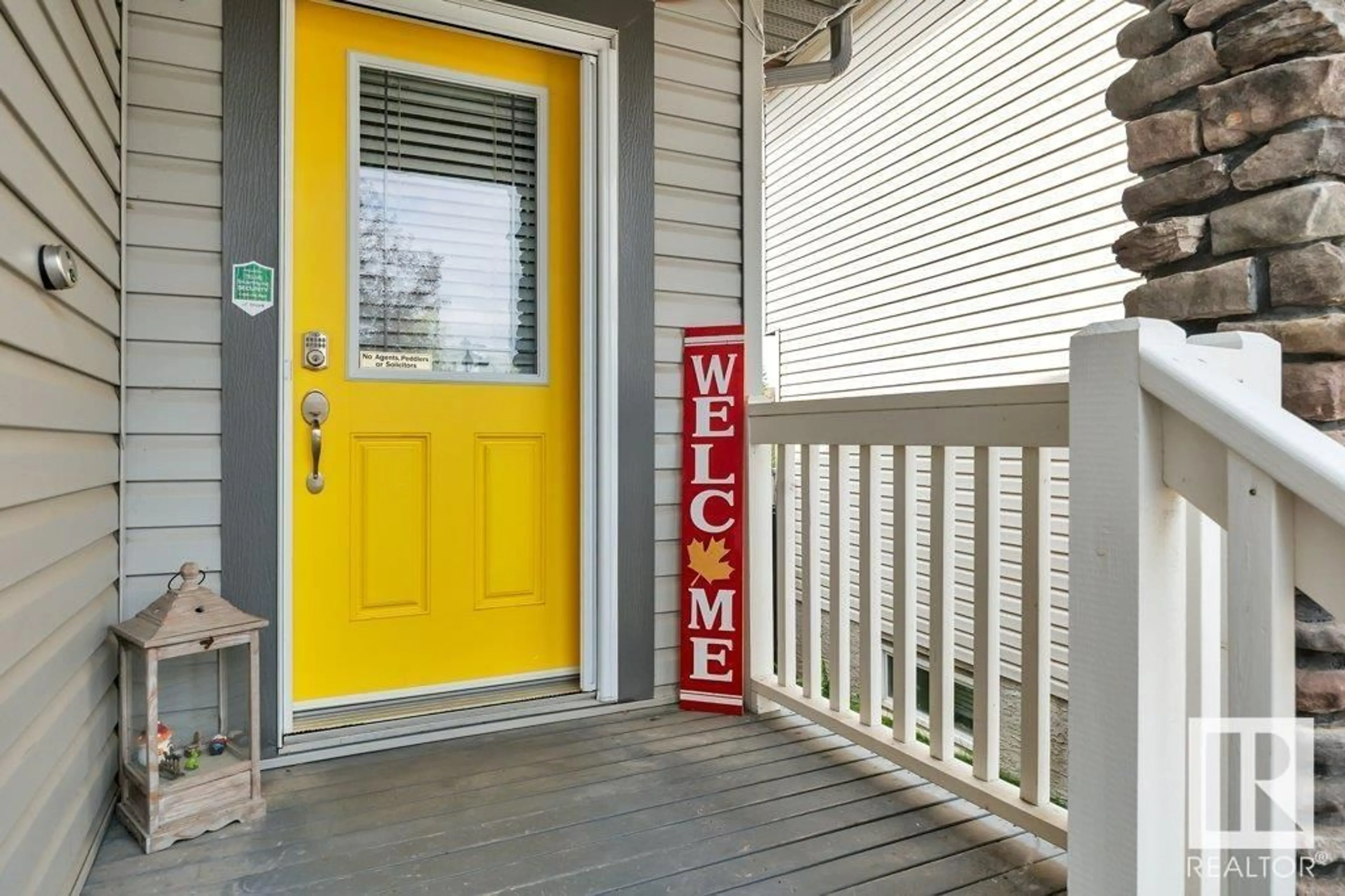 Indoor entryway for 174 KEYPORT CI, Leduc Alberta T9E0M4