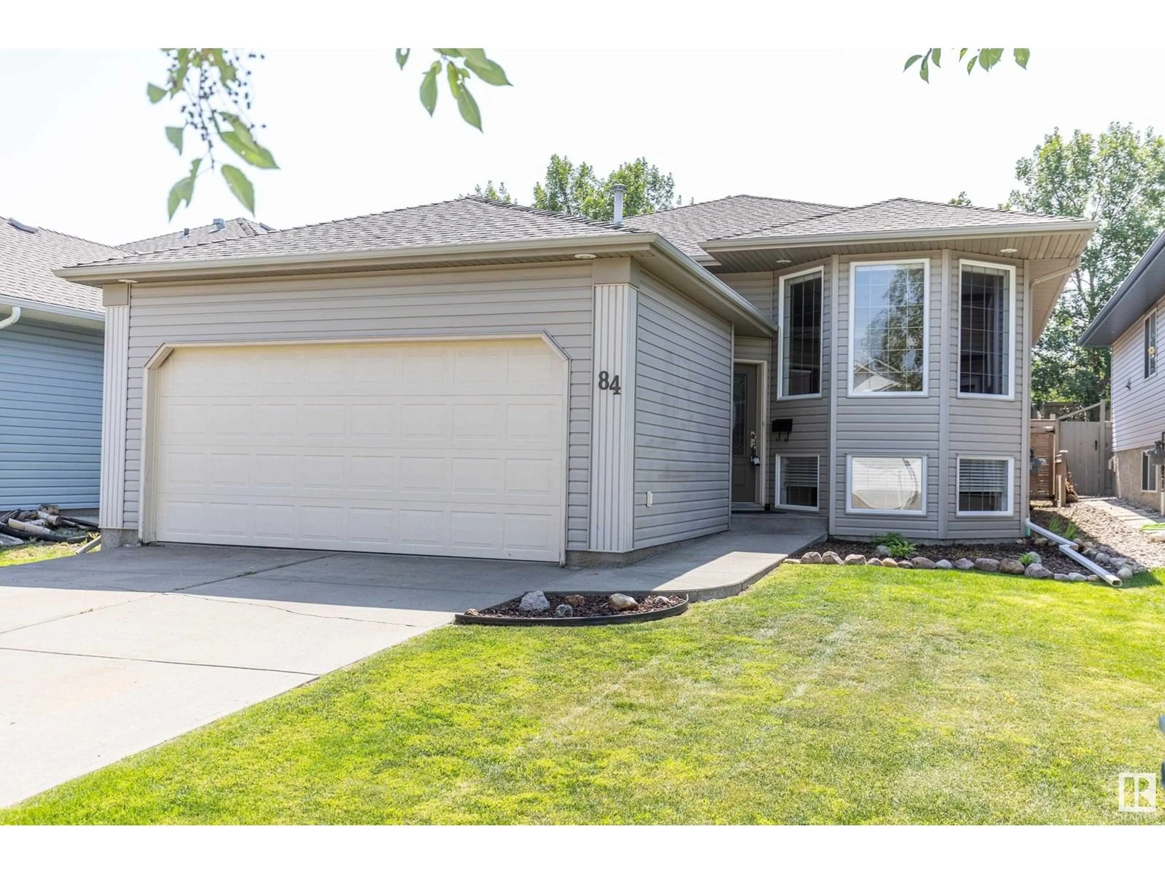 Home with vinyl exterior material, street for 84 RIDGEPOINT WY, Sherwood Park Alberta T8A6B2