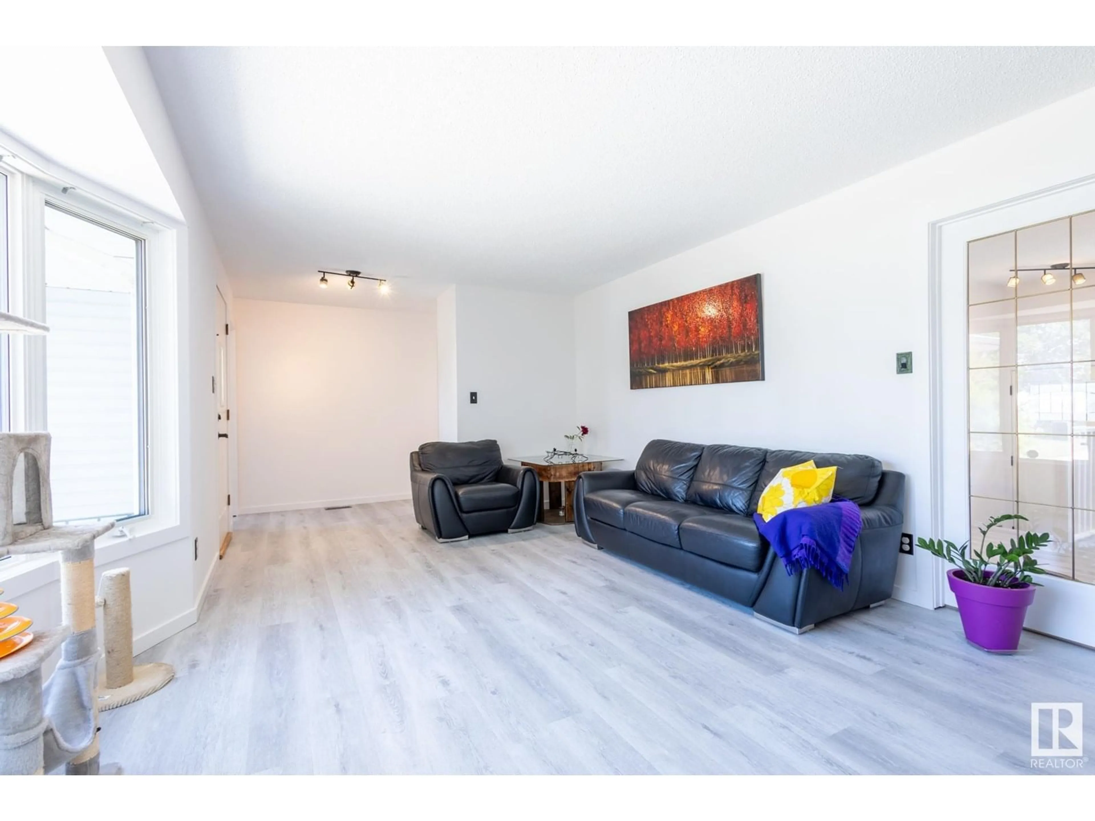 Unknown for NW - 14123 72 ST, Edmonton Alberta T5C0R4