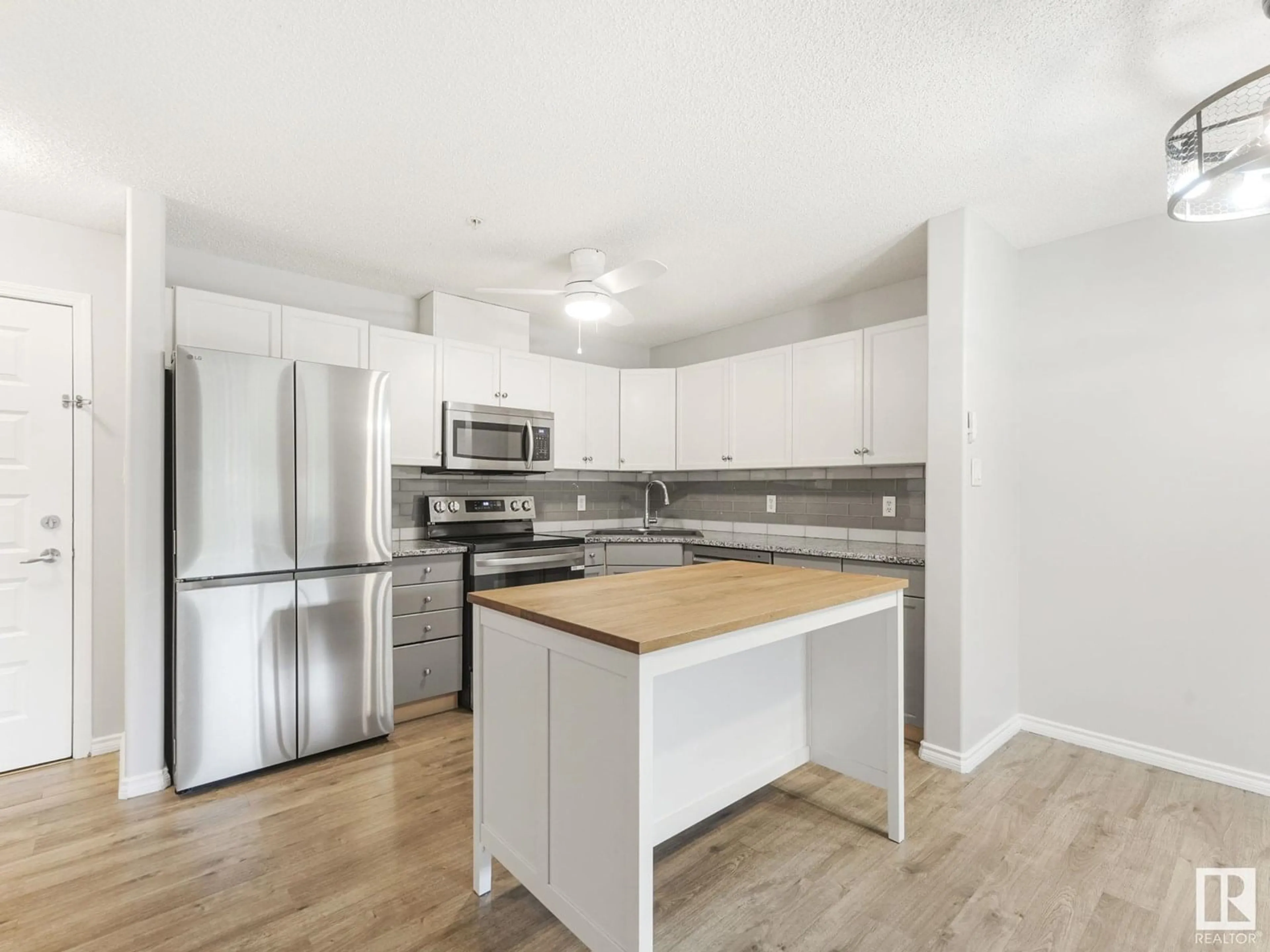Unknown for 110 - 646 MCALLISTER LO, Edmonton Alberta T6W0B5