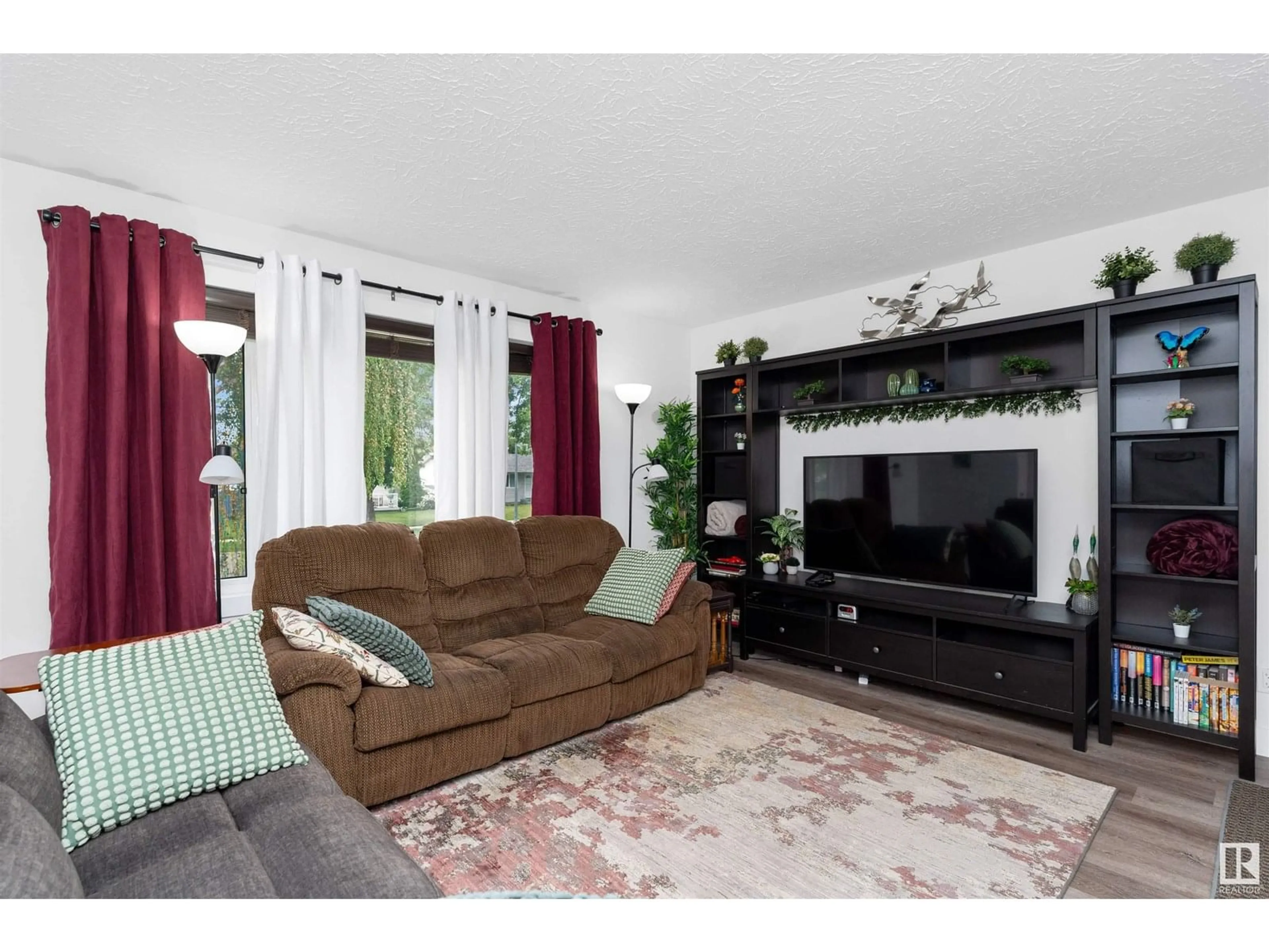 Living room with furniture, unknown for 16418 104A AV, Edmonton Alberta T5P0T4