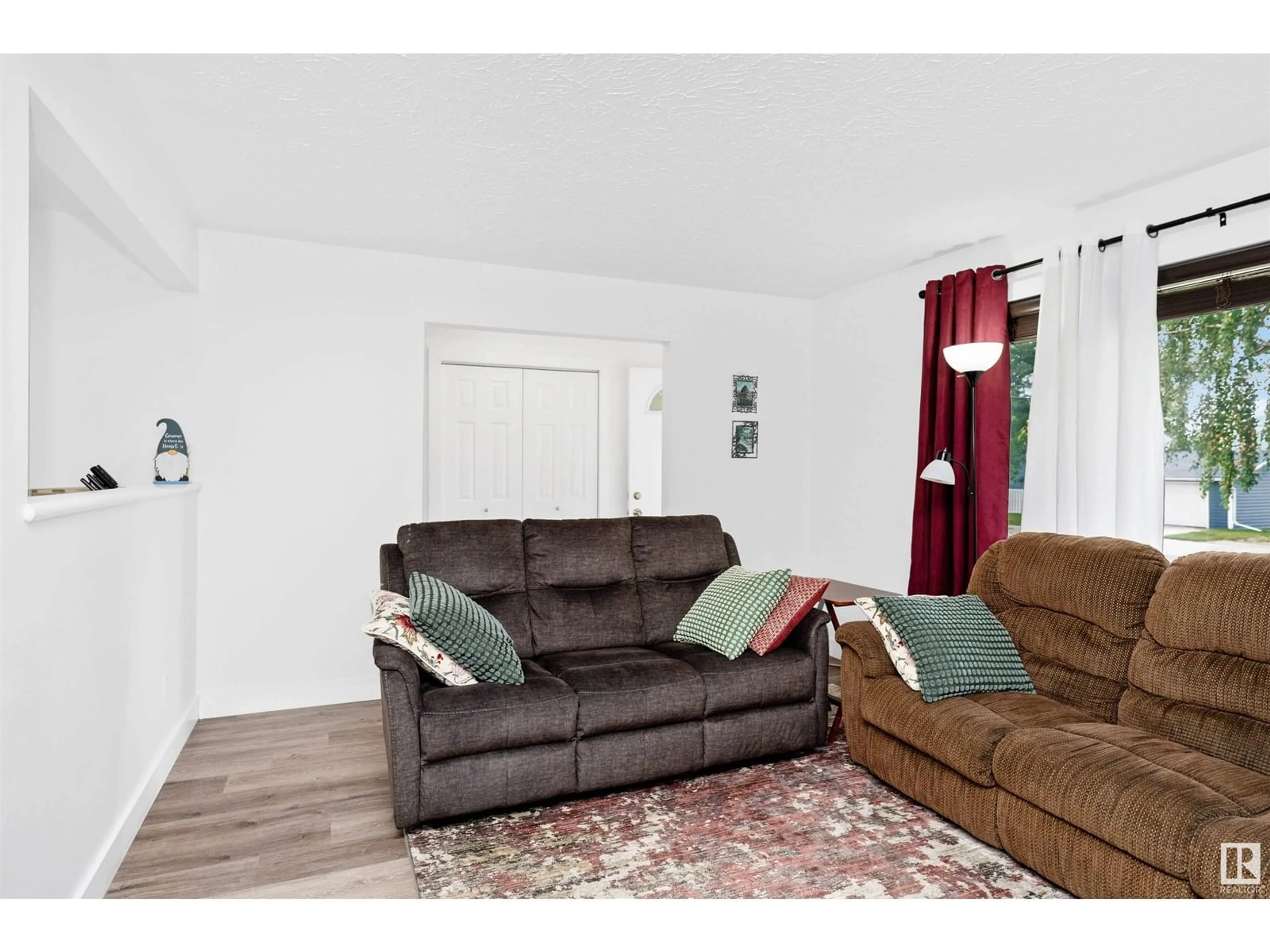 Living room with furniture, unknown for 16418 104A AV, Edmonton Alberta T5P0T4