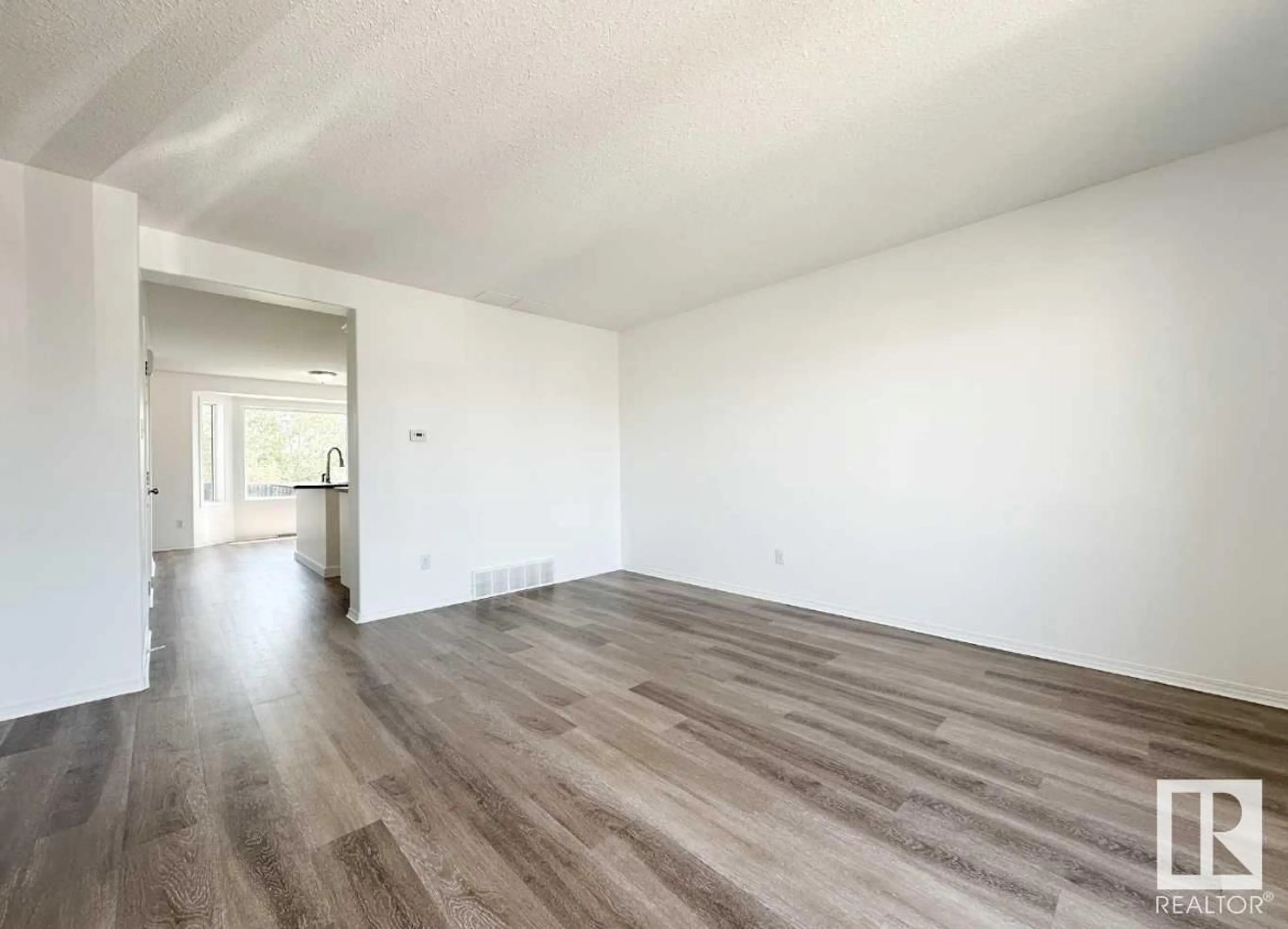 A pic of a room for 1121 21 ST, Wainwright Alberta T9W1N3
