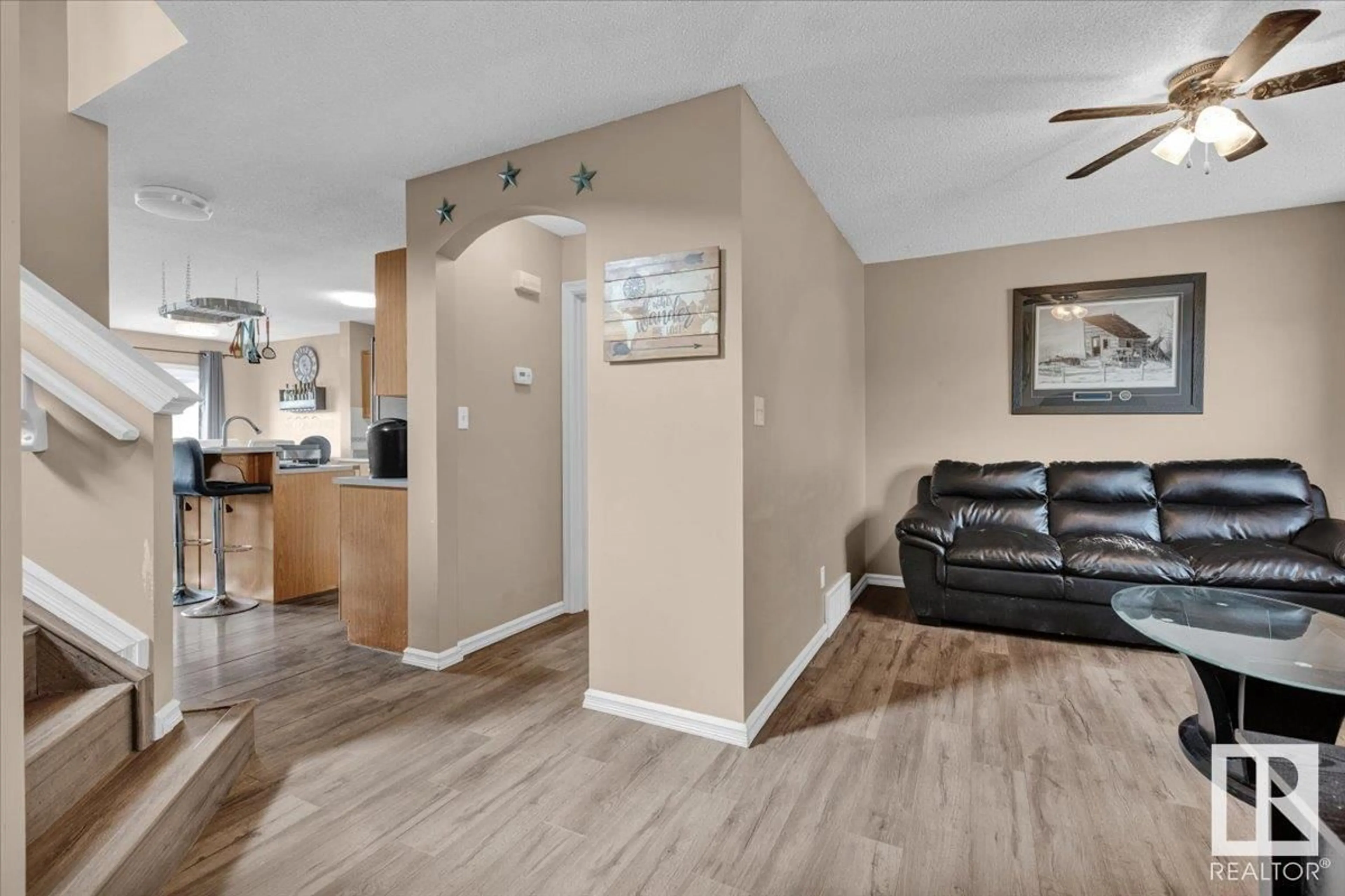 Unknown for 3903 160 AV, Edmonton Alberta T5Y3J7