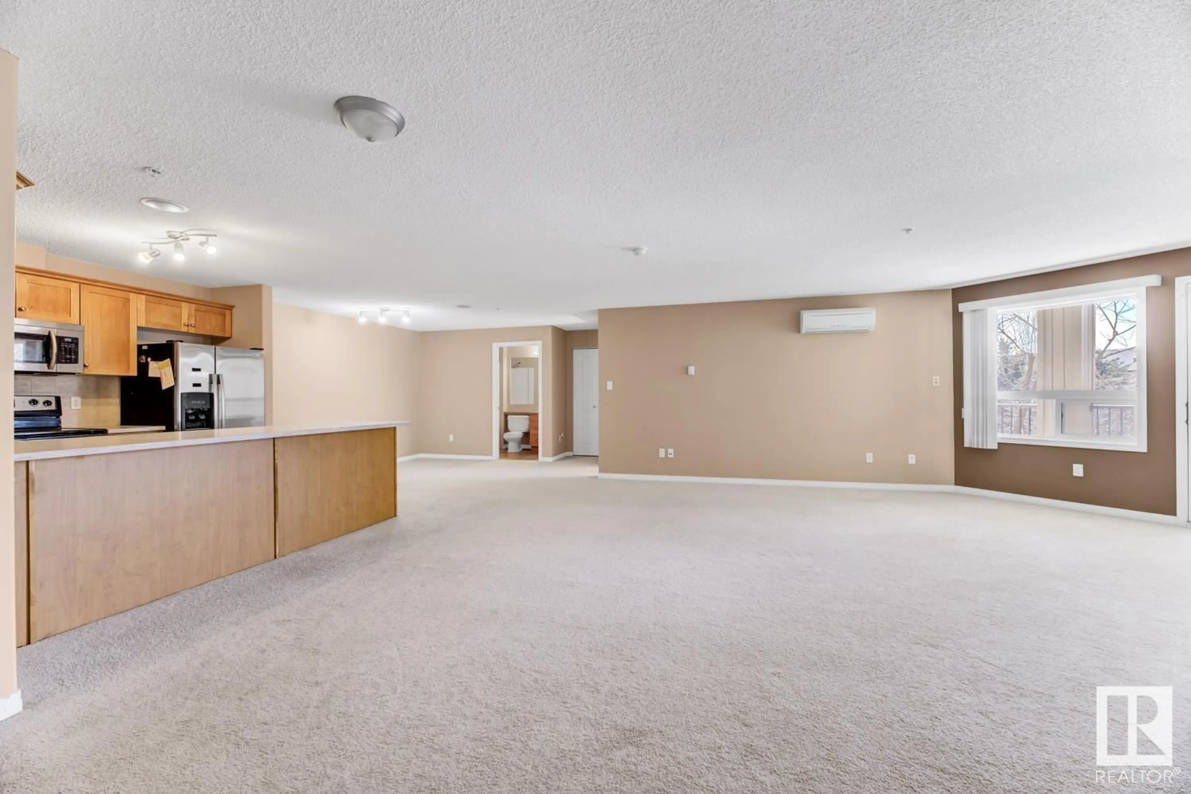 Unknown for 1520 - 230 HAMMOND GA, Edmonton Alberta T6M0J4