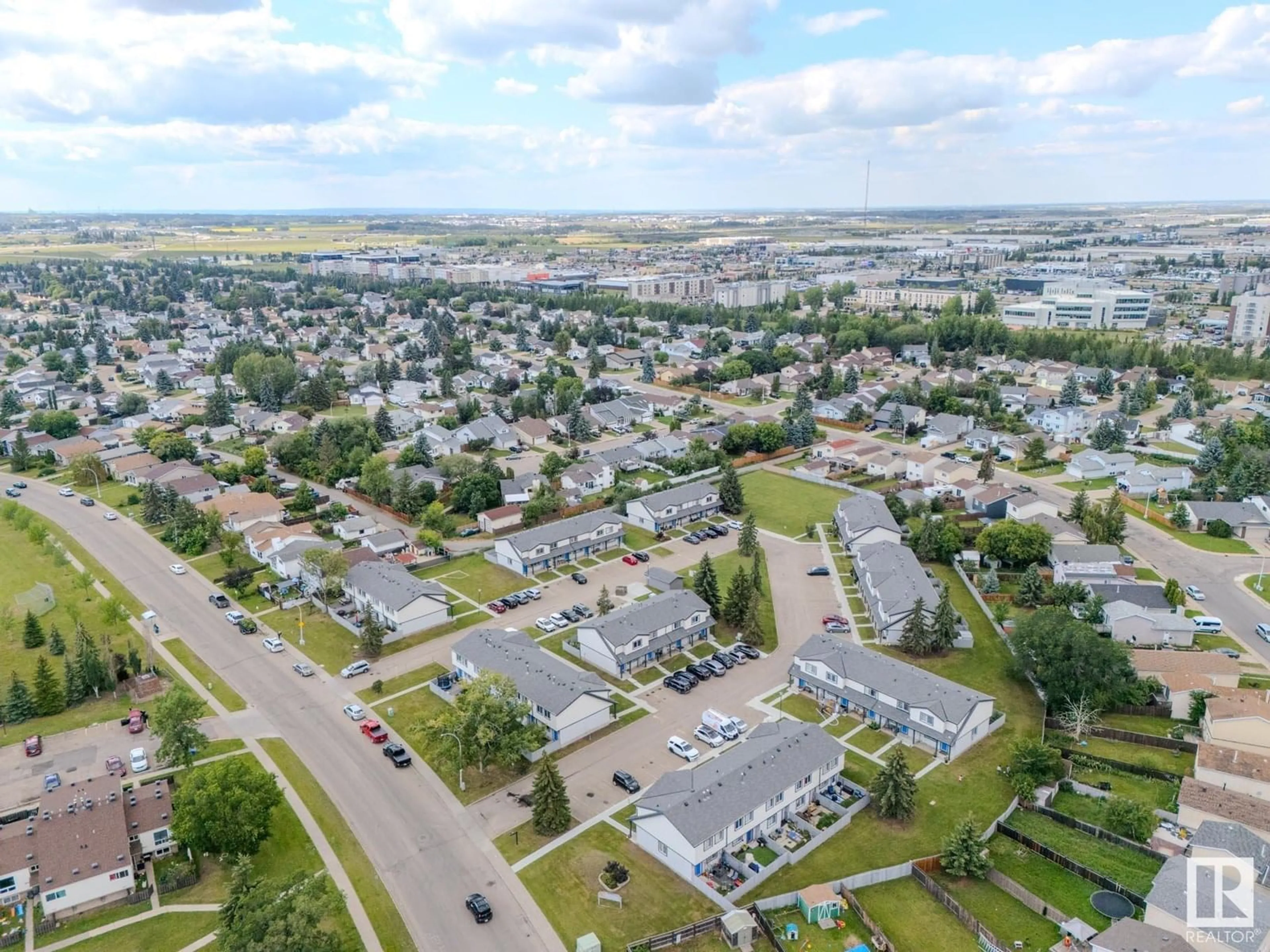 A pic from outside/outdoor area/front of a property/back of a property/a pic from drone, street for 38 - 18010 98 AV, Edmonton Alberta T5T3H6