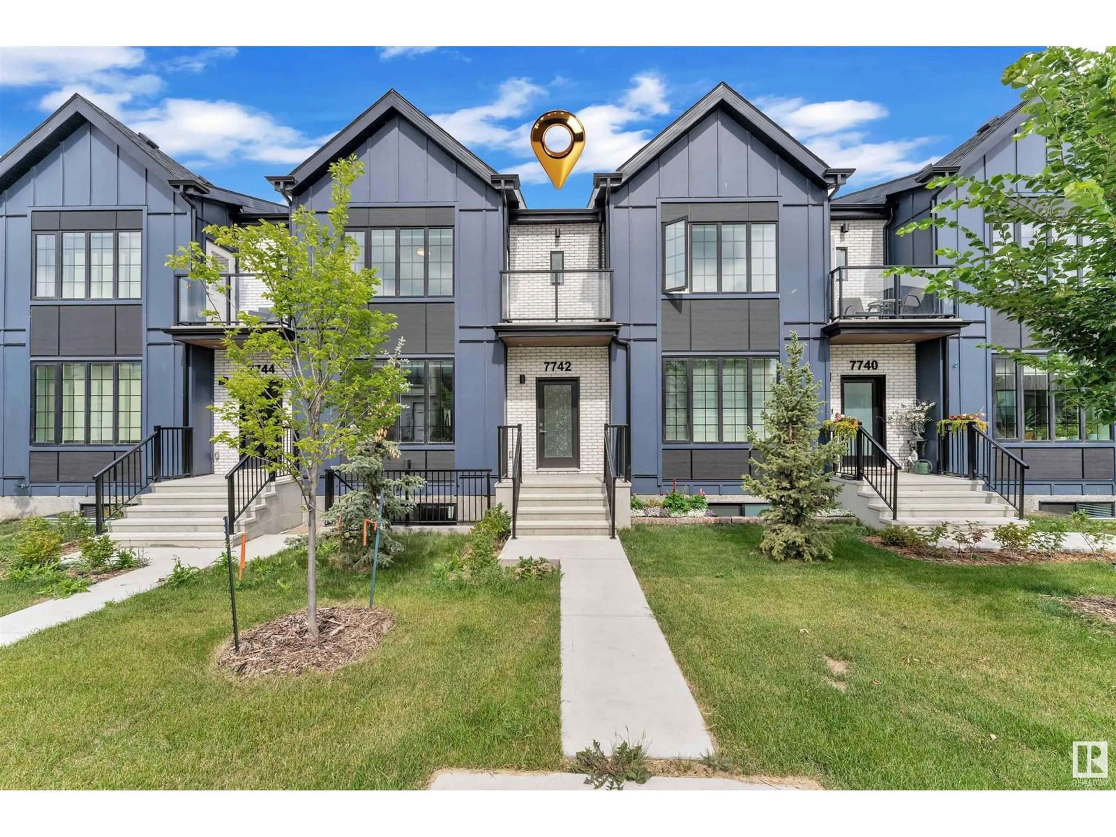 Unknown for 7742 YORKE MEWS, Edmonton Alberta T5G2S5