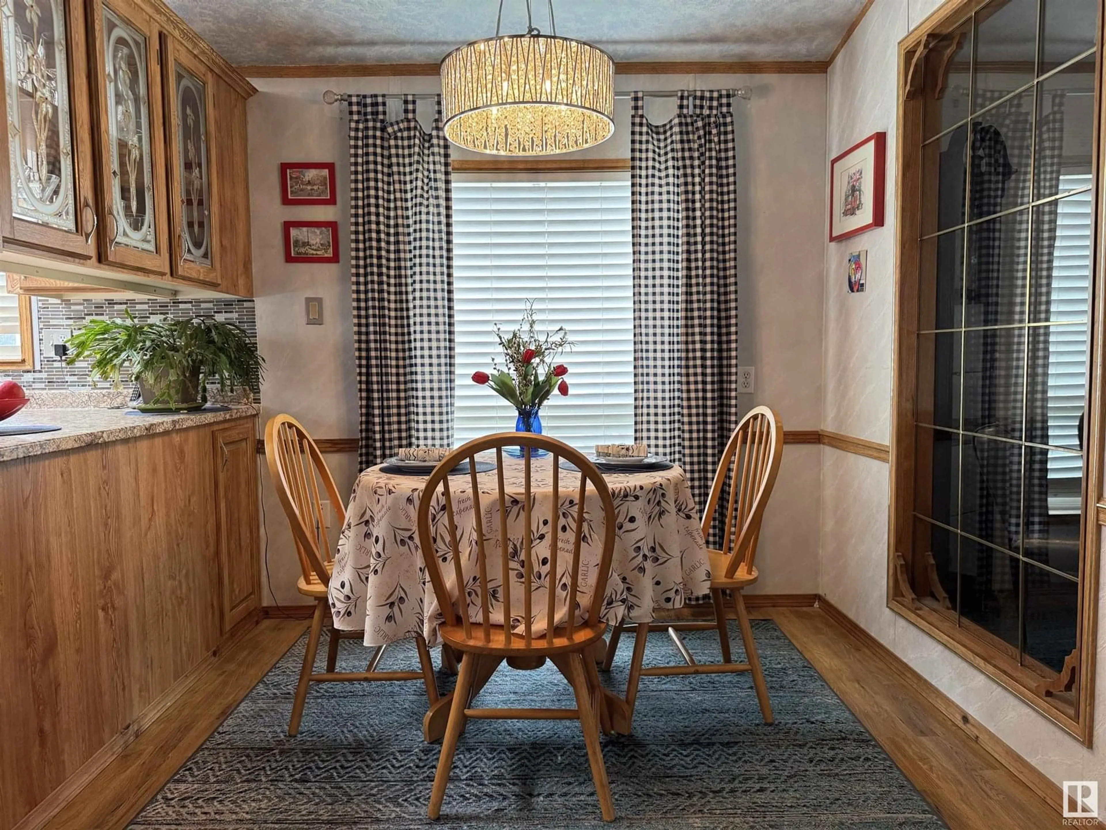 Dining room, unknown for 5 - 3400 48 ST, Stony Plain Alberta T7Z1R9