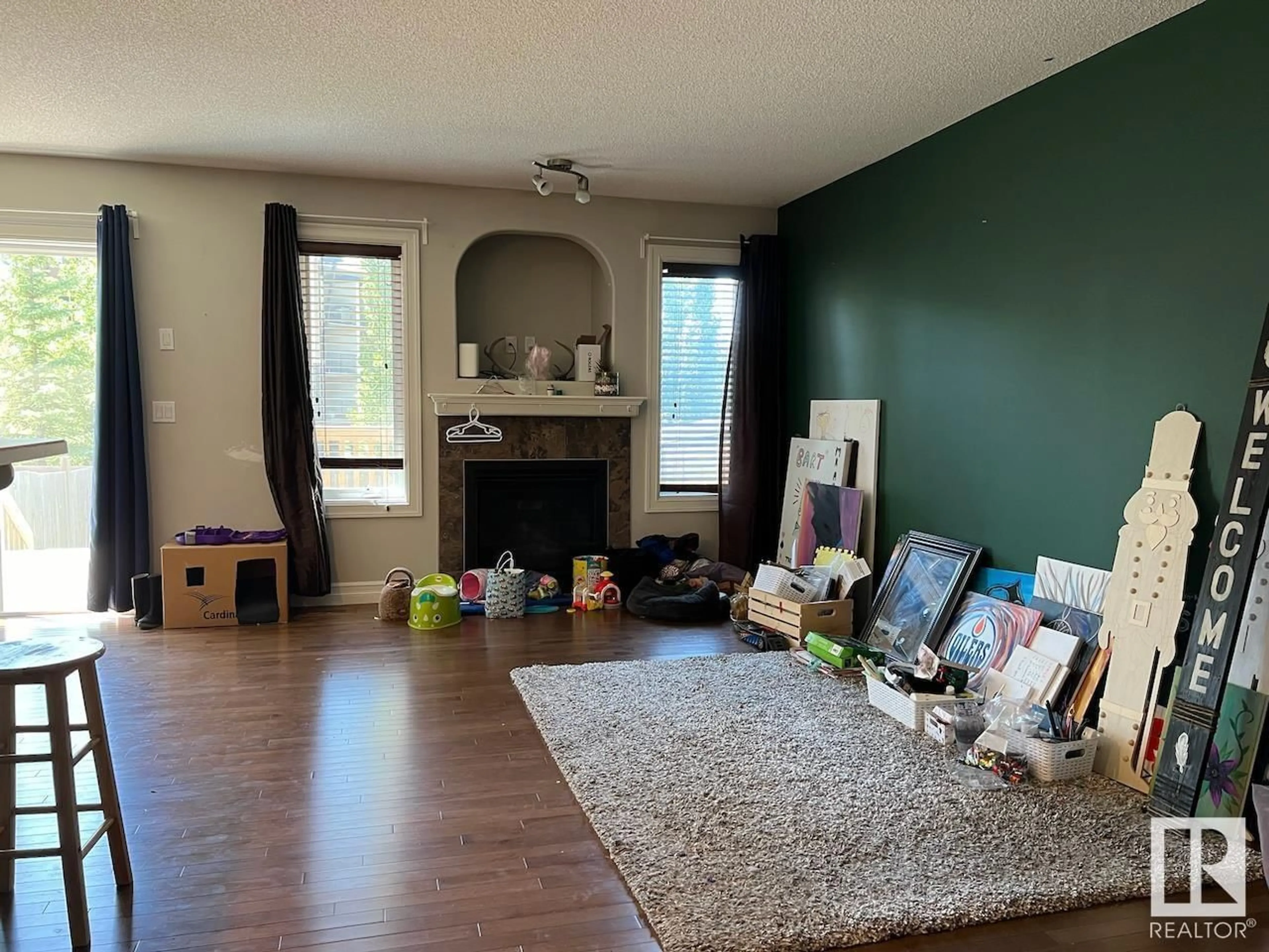 A pic of a room for SW - 1418 60 ST, Edmonton Alberta T6X0V8