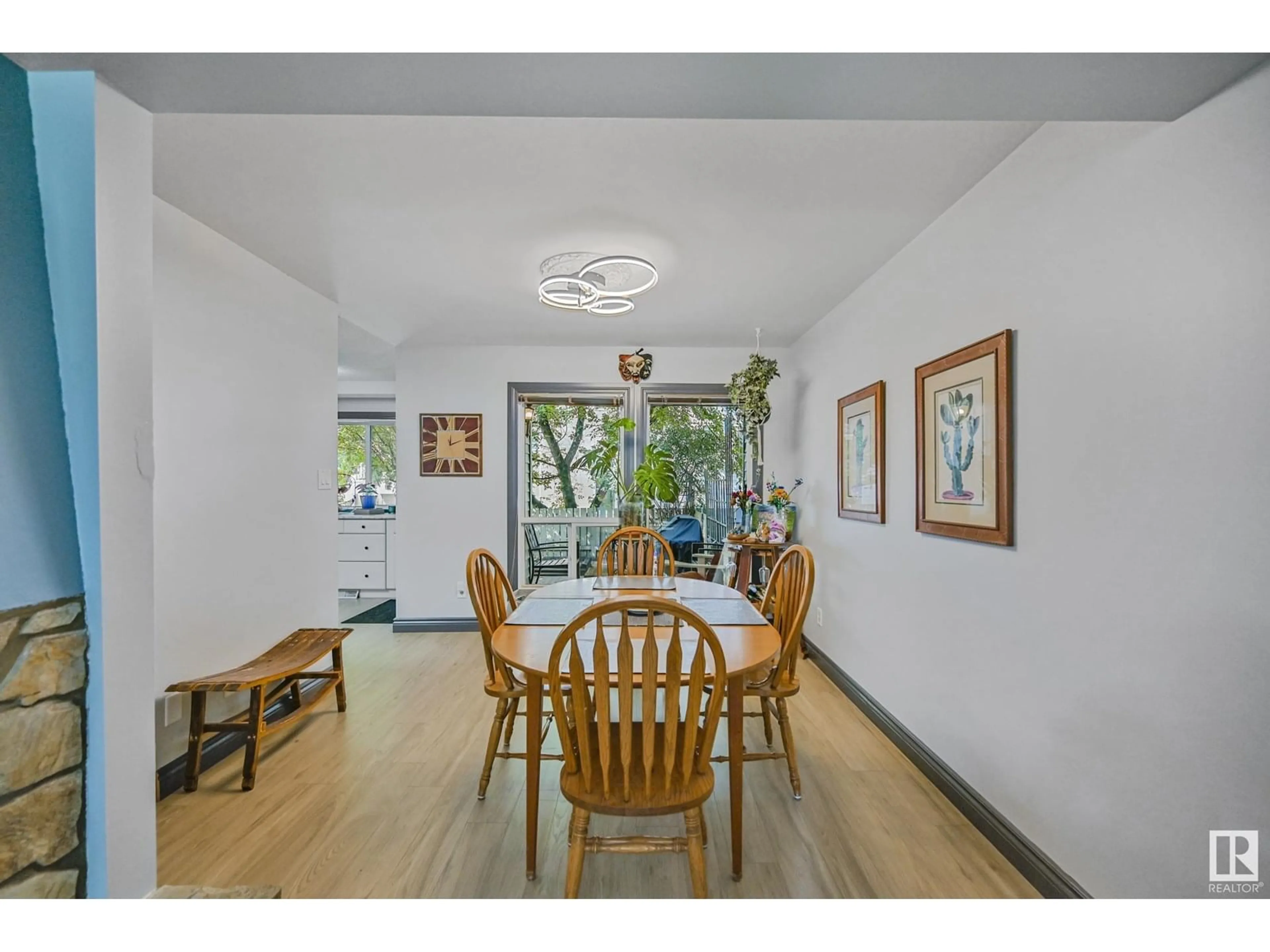 Dining room, wood/laminate floor for 5419 HILL VIEW CR, Edmonton Alberta T6L1V9