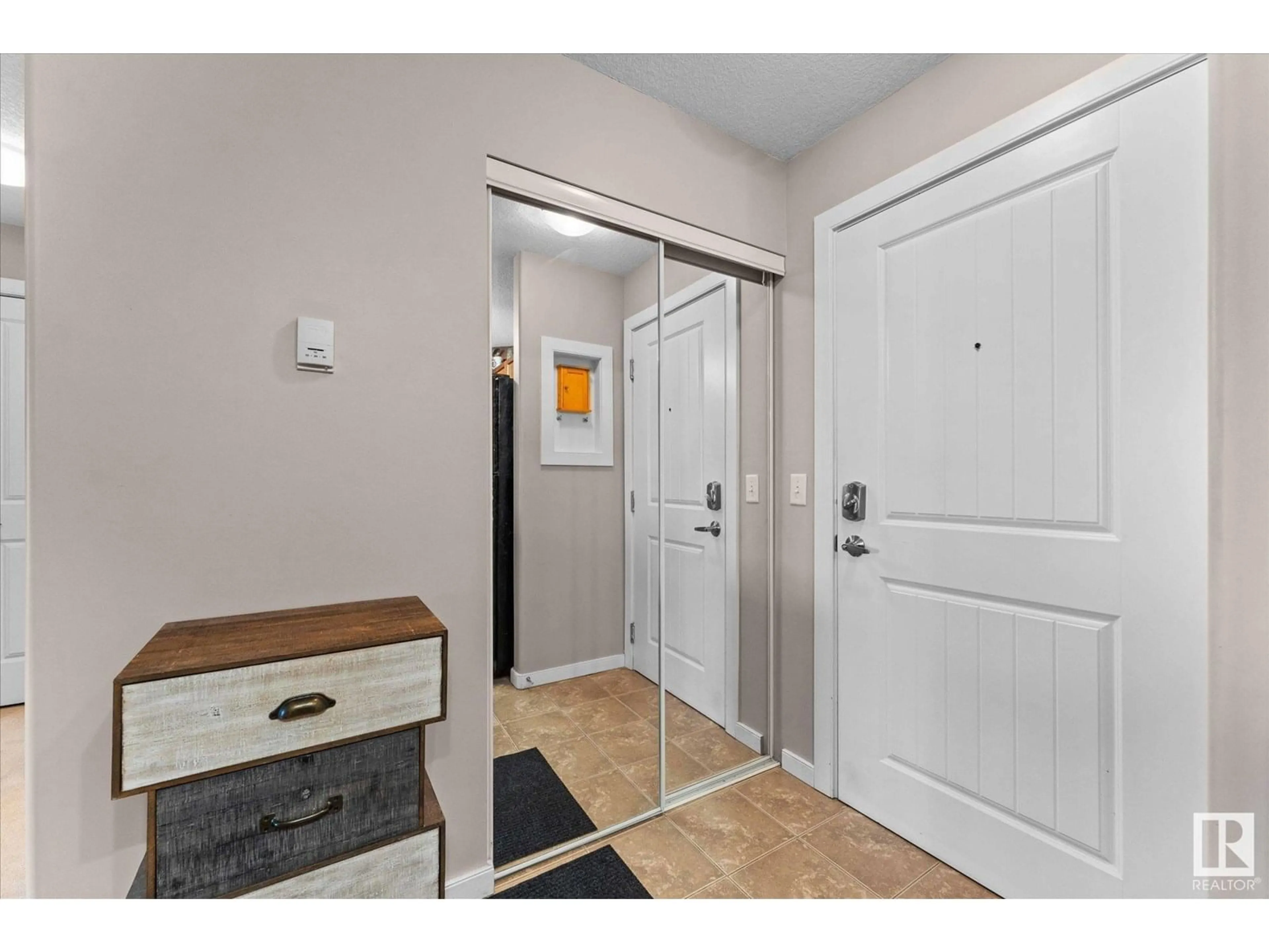 Indoor entryway for #307 - 240 SPRUCE RIDGE RD, Spruce Grove Alberta T7X0G5