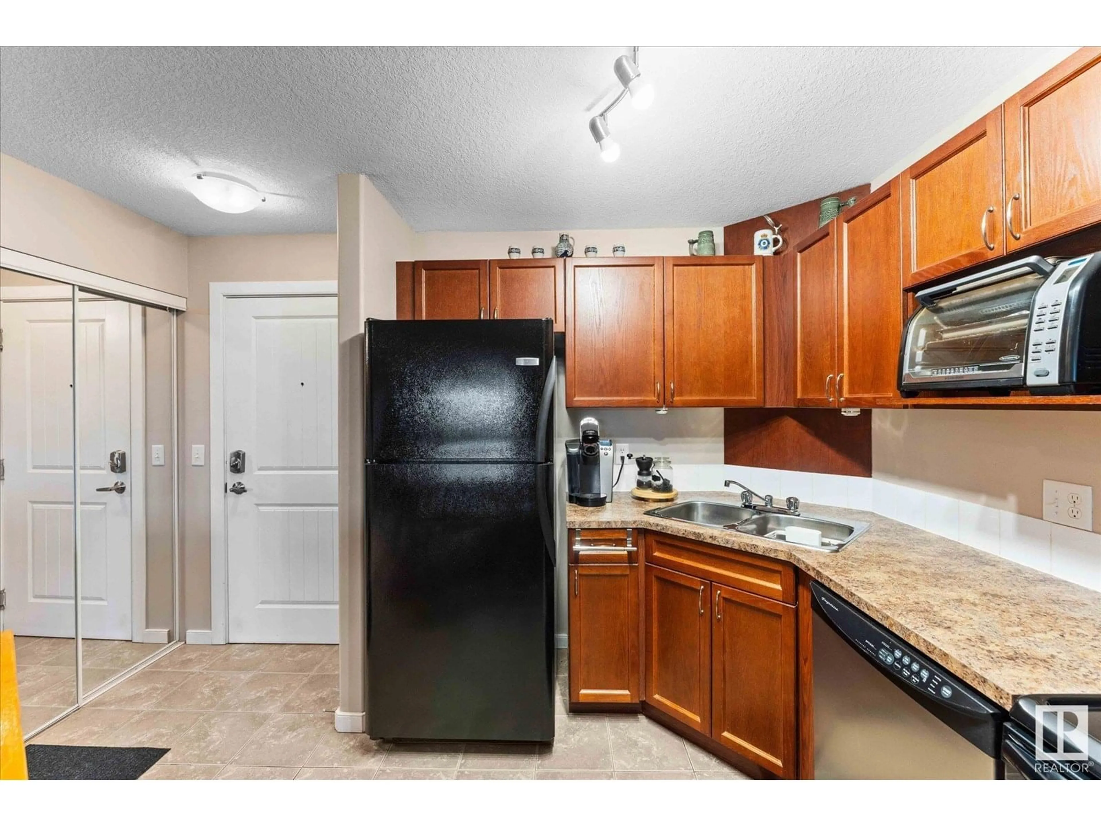 Standard kitchen, unknown for #307 - 240 SPRUCE RIDGE RD, Spruce Grove Alberta T7X0G5
