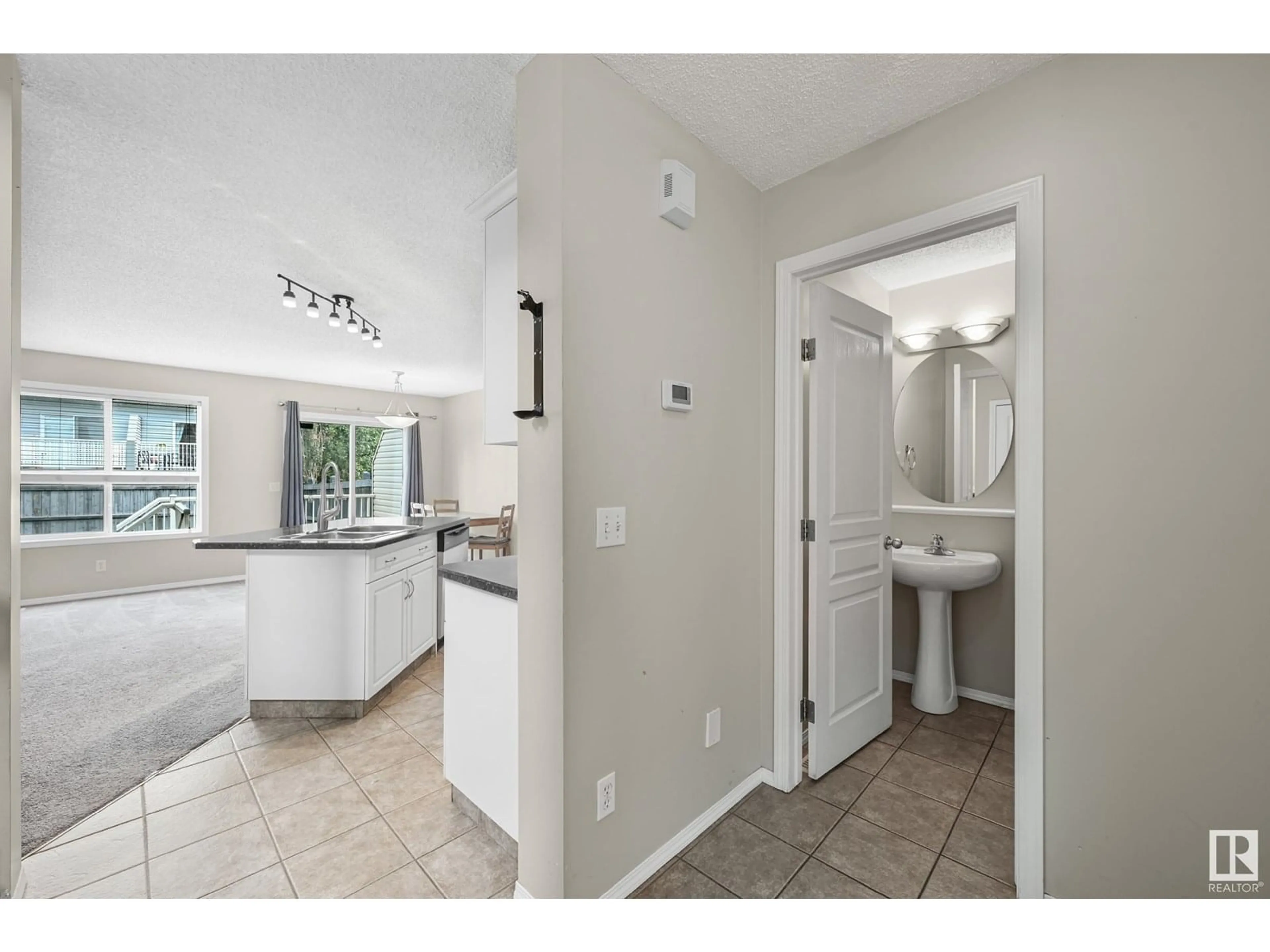 Unknown for 5309 RUE PARK ST, Beaumont Alberta T4X1L5
