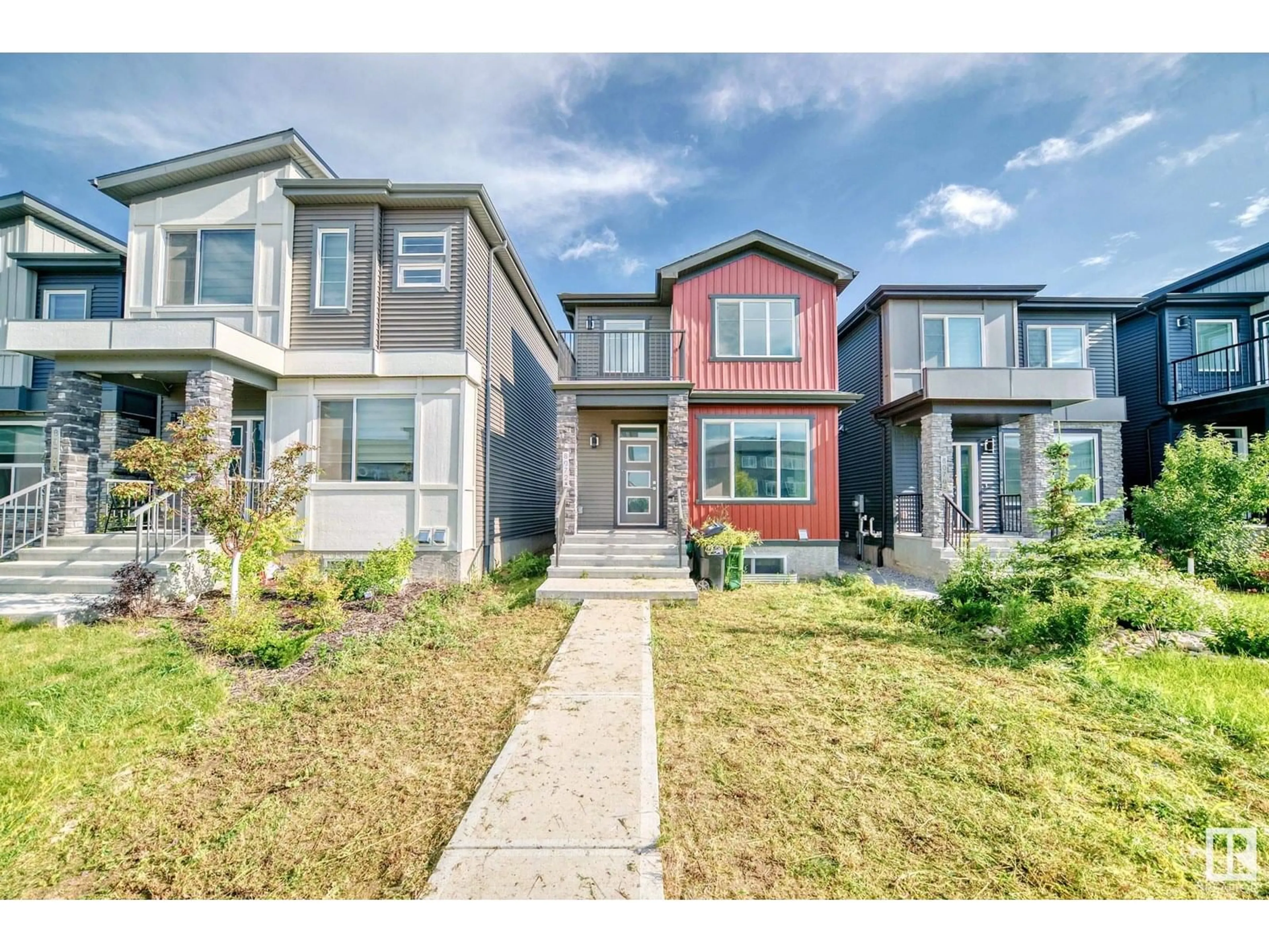 Home with vinyl exterior material, street for SW - 8072 KIRIAK LINK LI, Edmonton Alberta T6W4V2