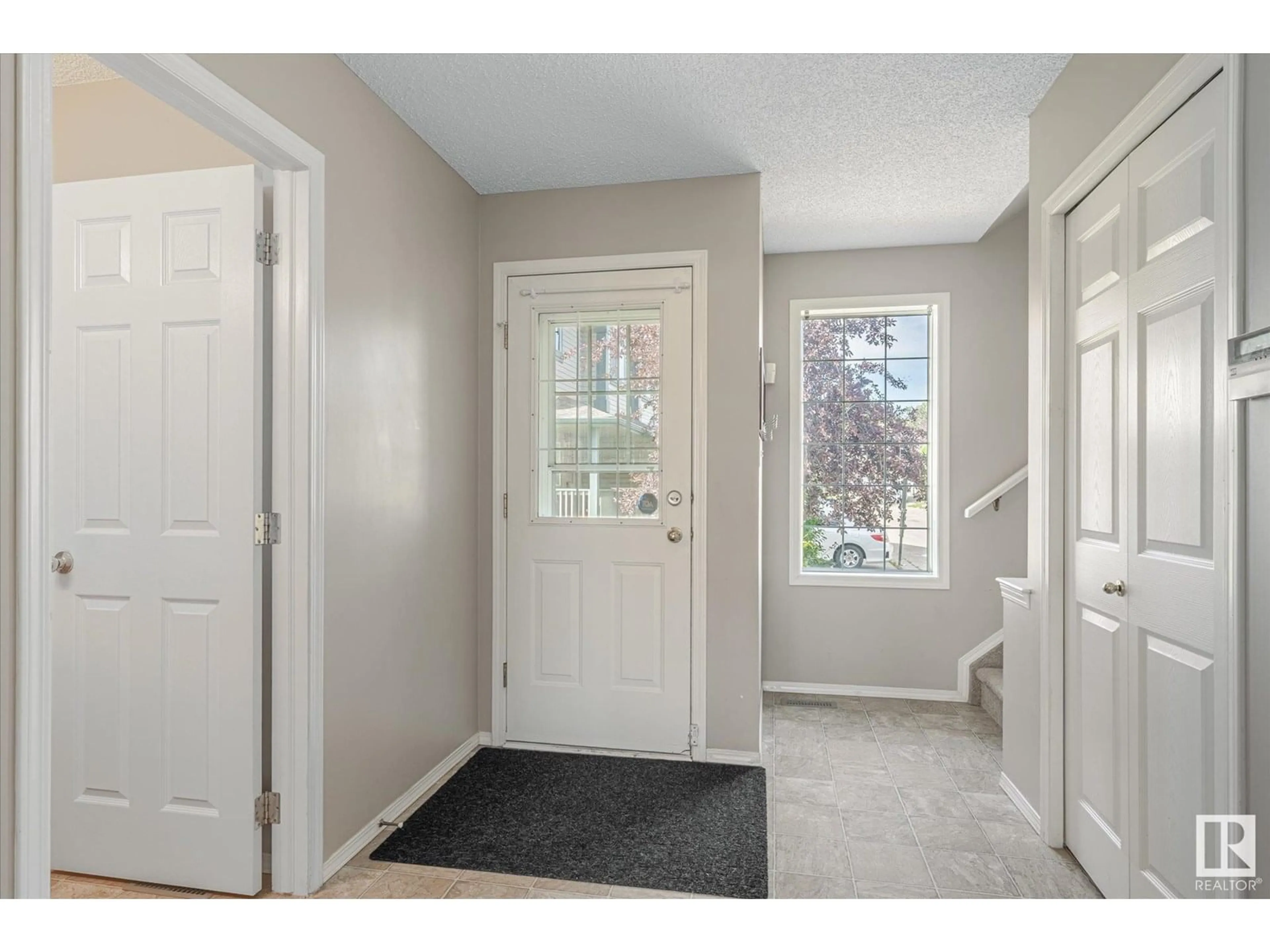 Indoor entryway for #30 - 14803 MILLER BV, Edmonton Alberta T5Y3A4