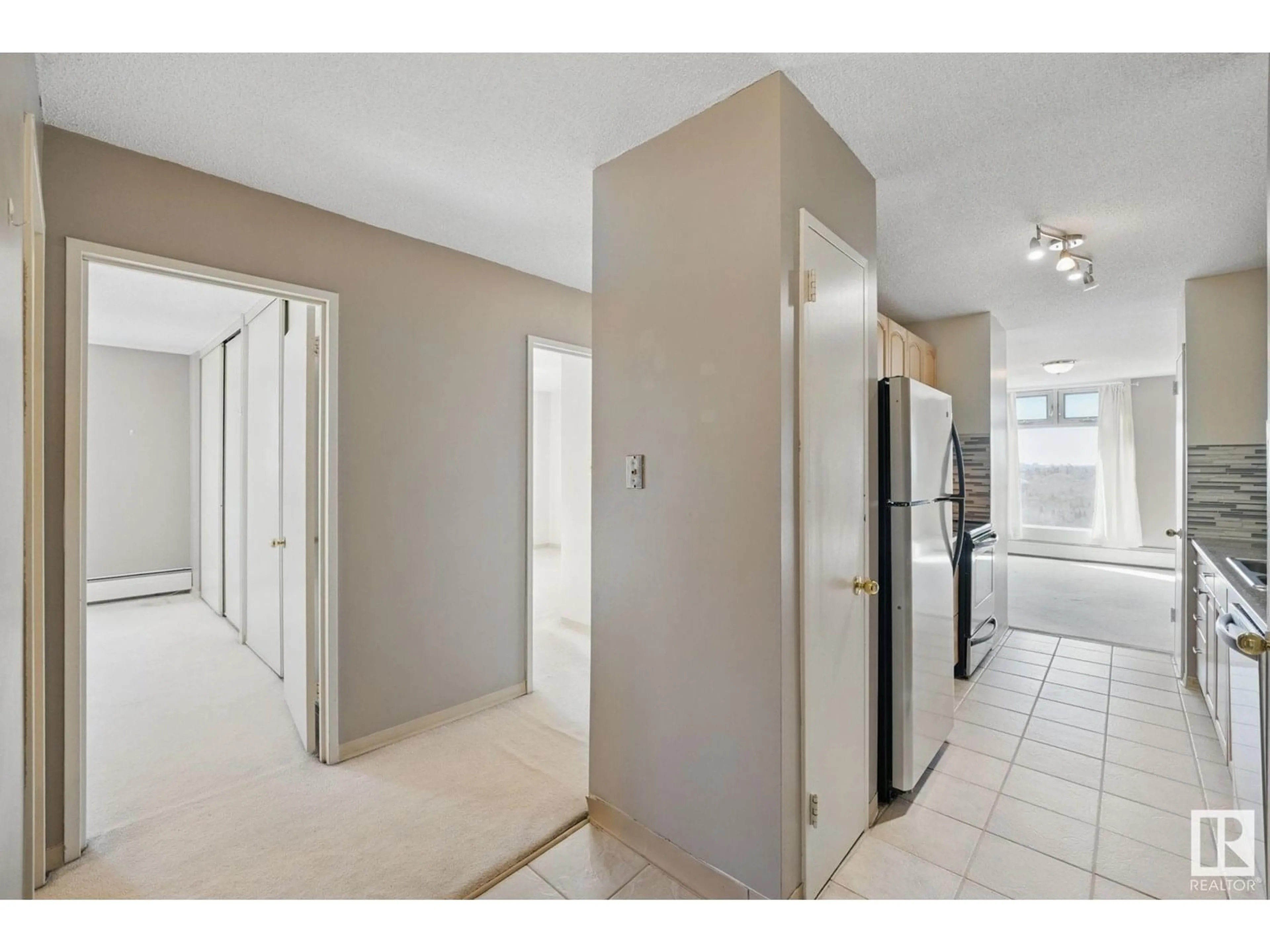Unknown for 1201 - 9835 113 ST, Edmonton Alberta T5K1N4