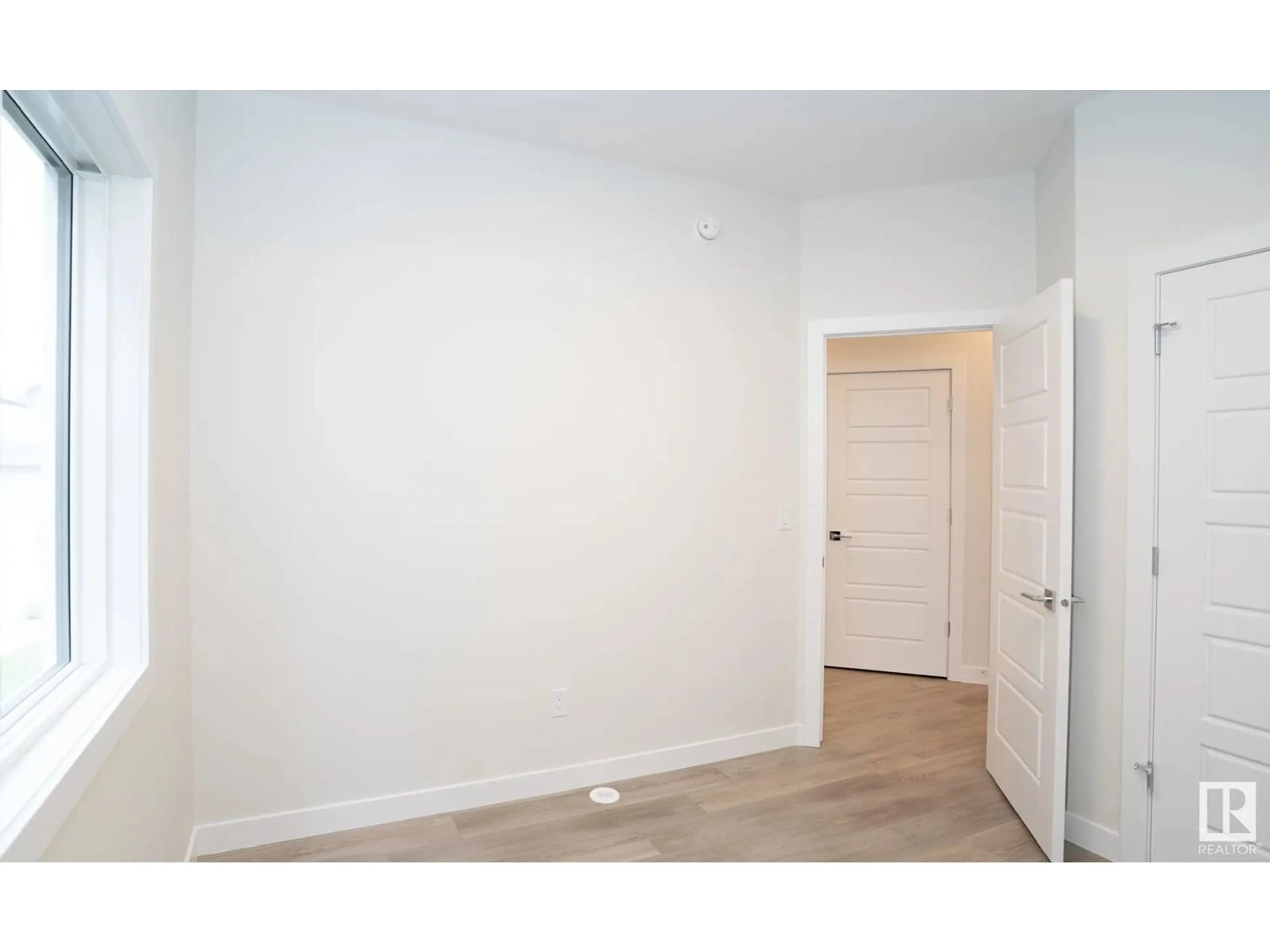 Unknown for 3216 DIXON WY, Edmonton Alberta T6W5L3