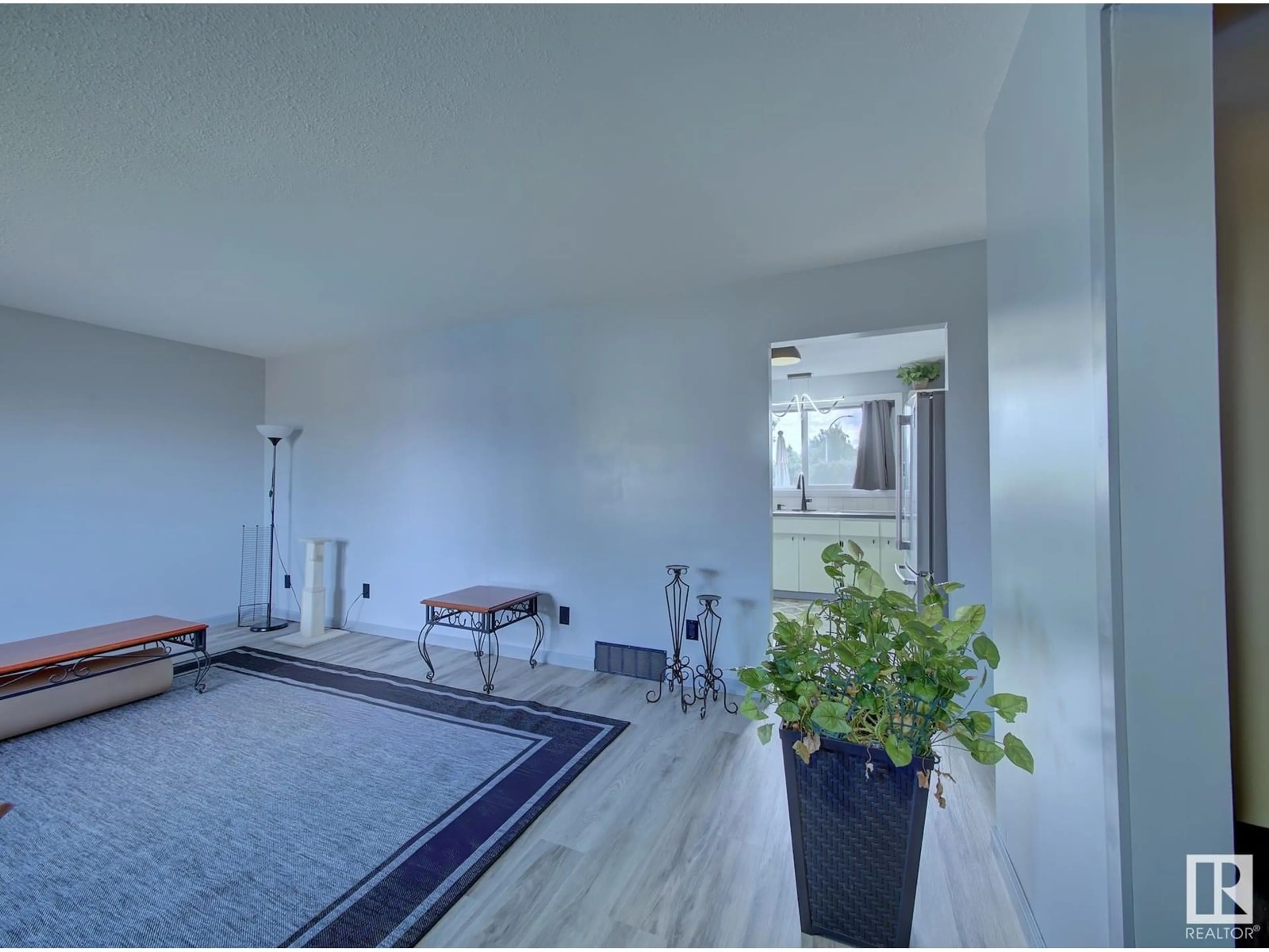 Indoor foyer for 5203 55 ST, Bon Accord Alberta T0A0K0