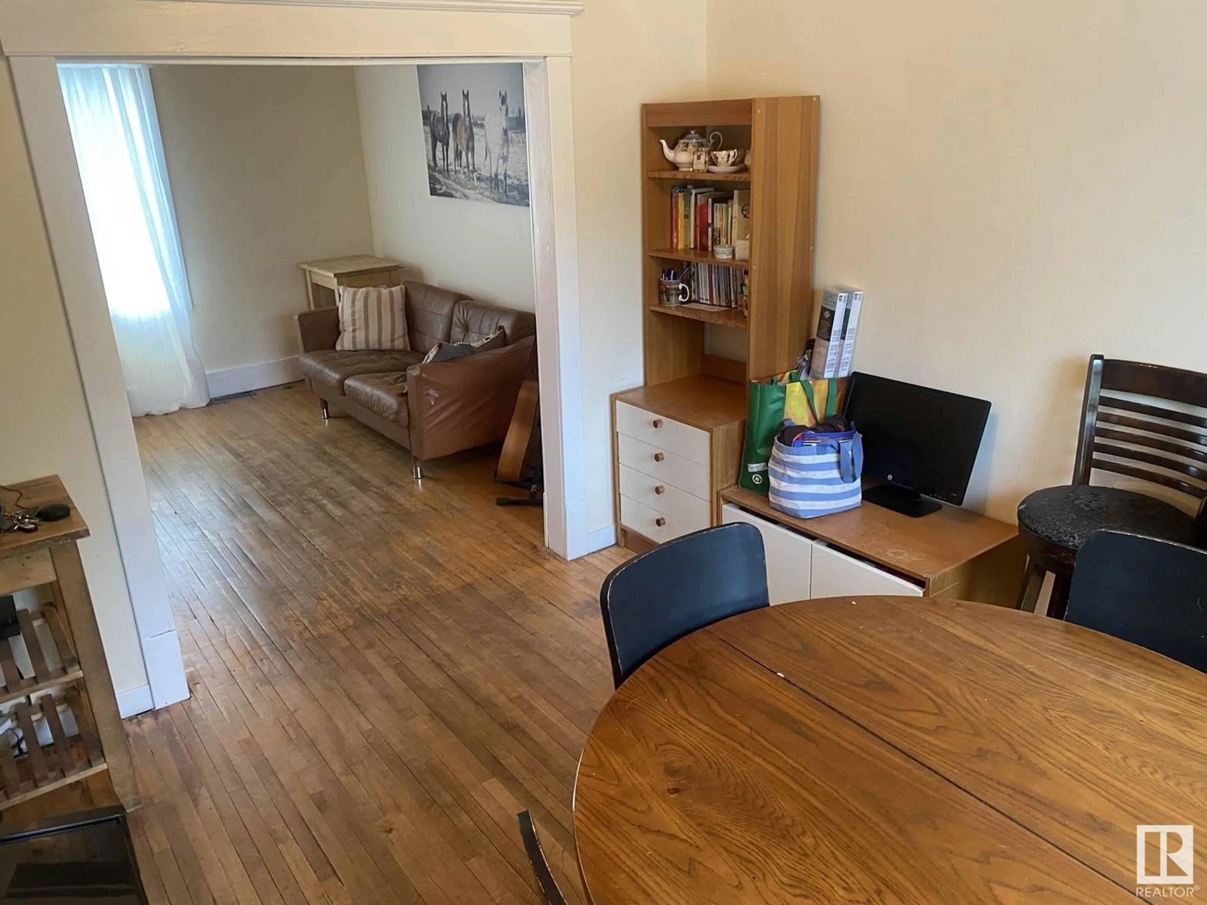 A pic of a room for NW - 12811 121 ST, Edmonton Alberta T5L0B1