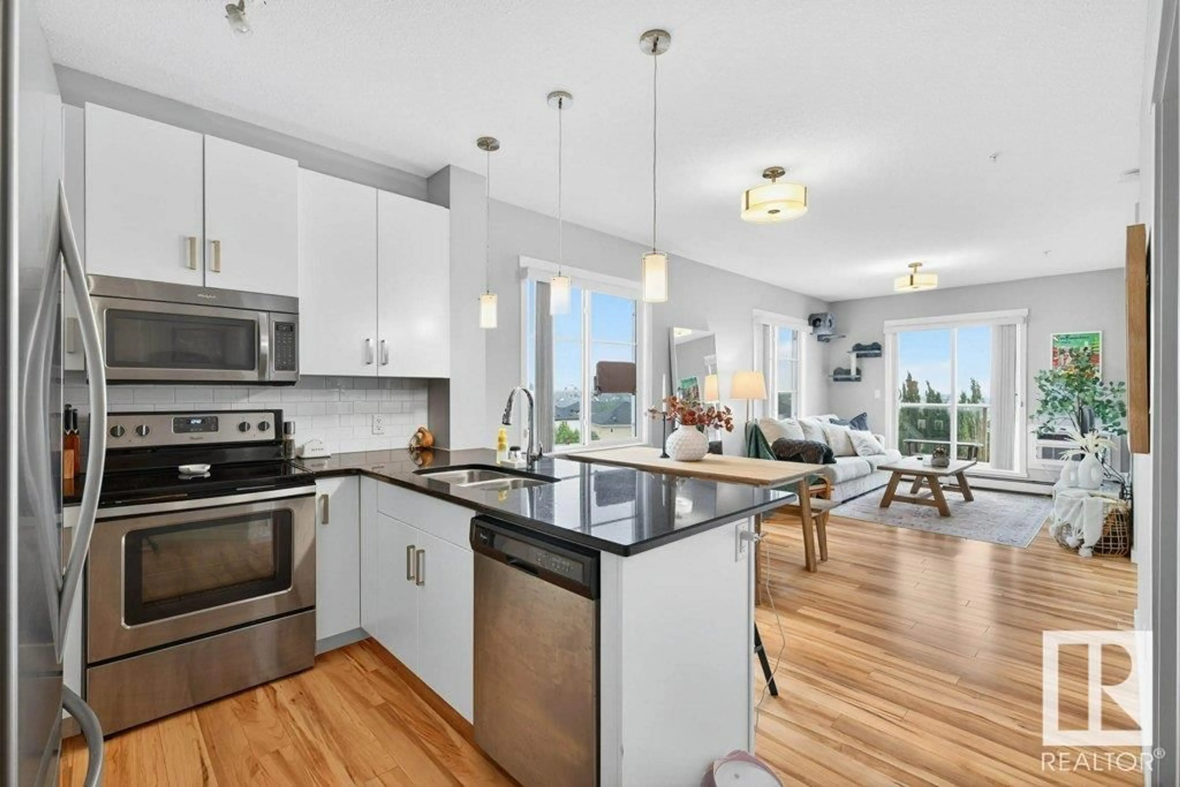 Open concept kitchen, unknown for 812 - 412 WELSH DR, Edmonton Alberta T6X1Y7