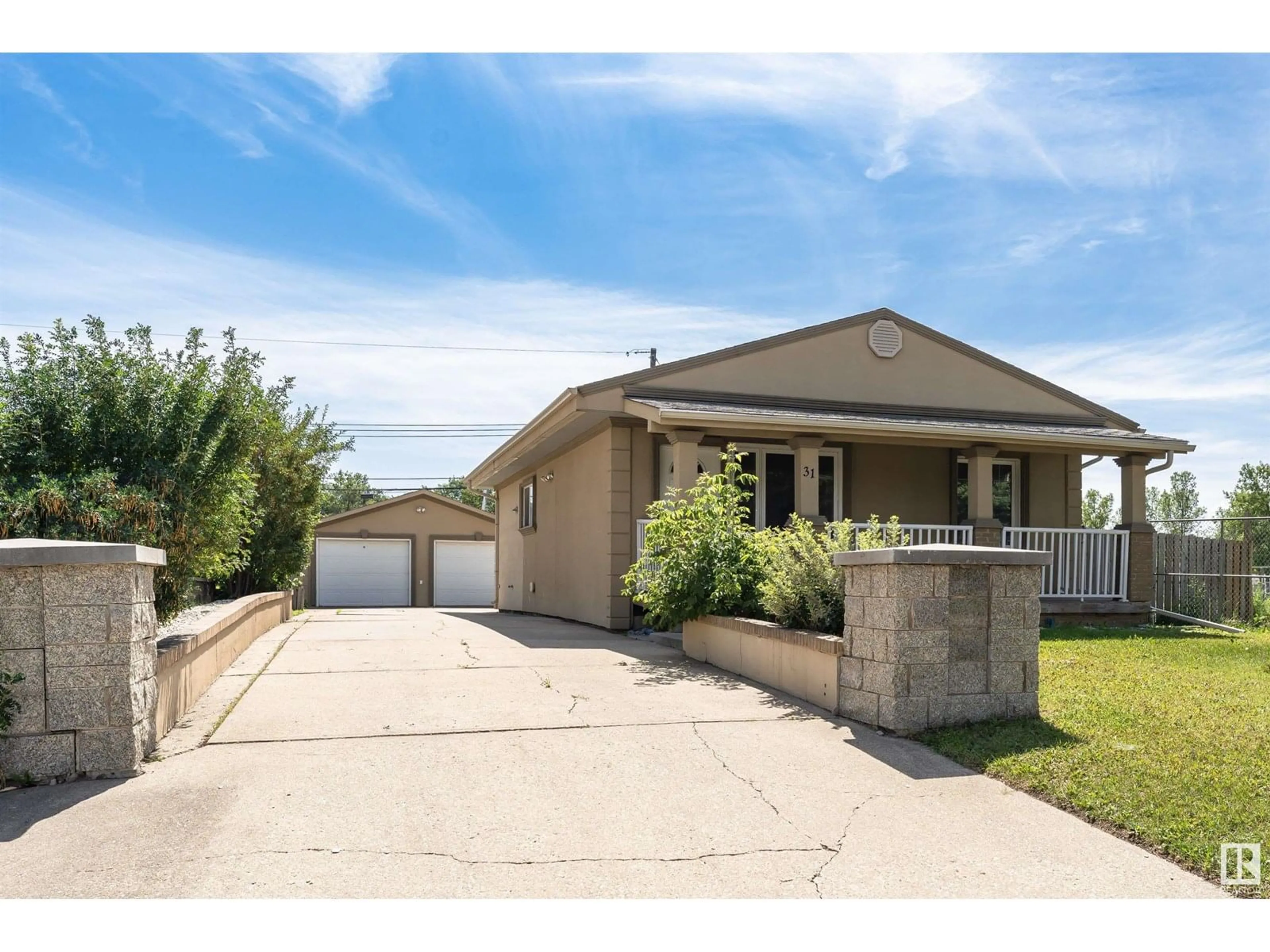 Unknown for 16431 97 AV, Edmonton Alberta T5P0E7