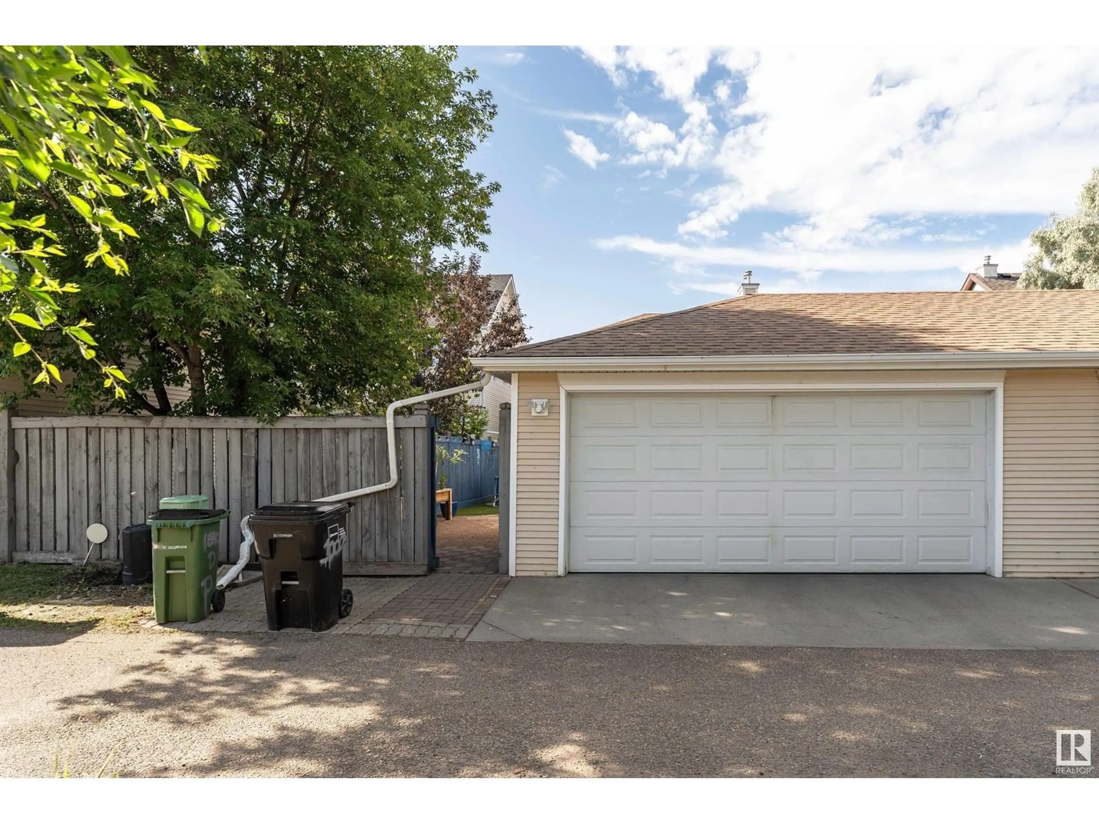 Unknown for 144 AV NW, Edmonton Alberta T5E6M5