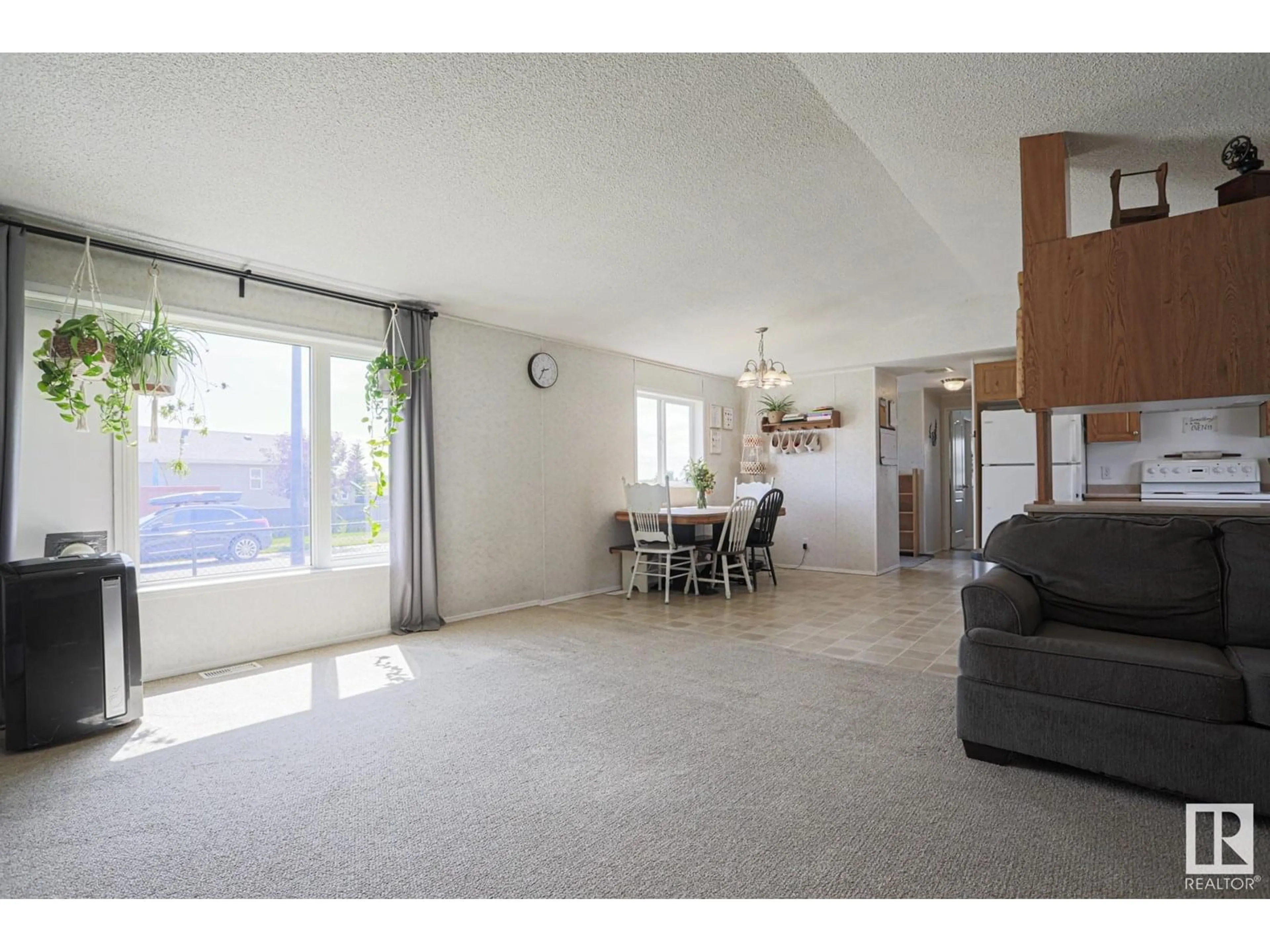 Unknown for 4000 ASPEN WY, Leduc Alberta T9E8P9
