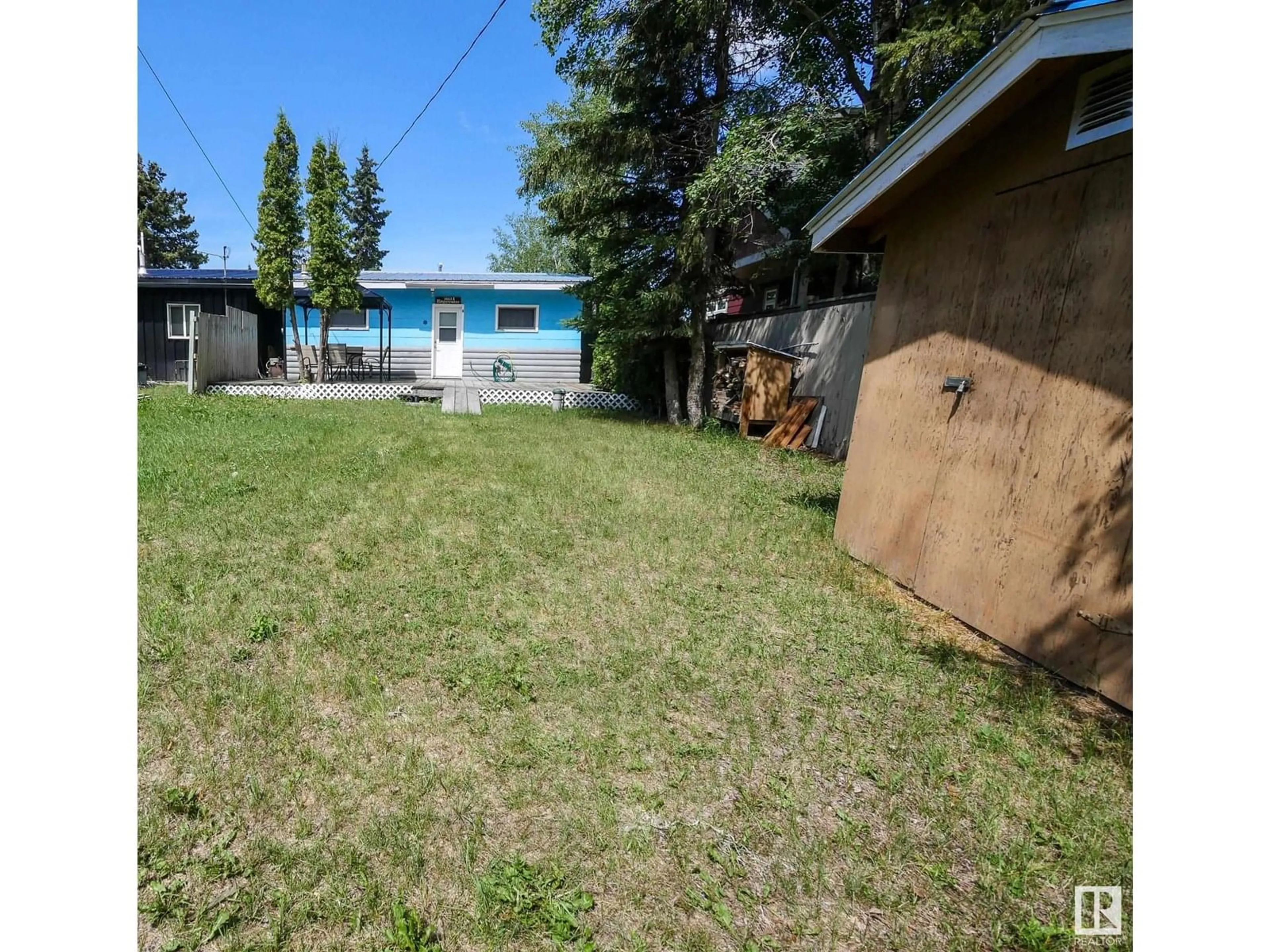 Shed for 1013A 1 AVE, Rural Wetaskiwin County Alberta T0C1H0