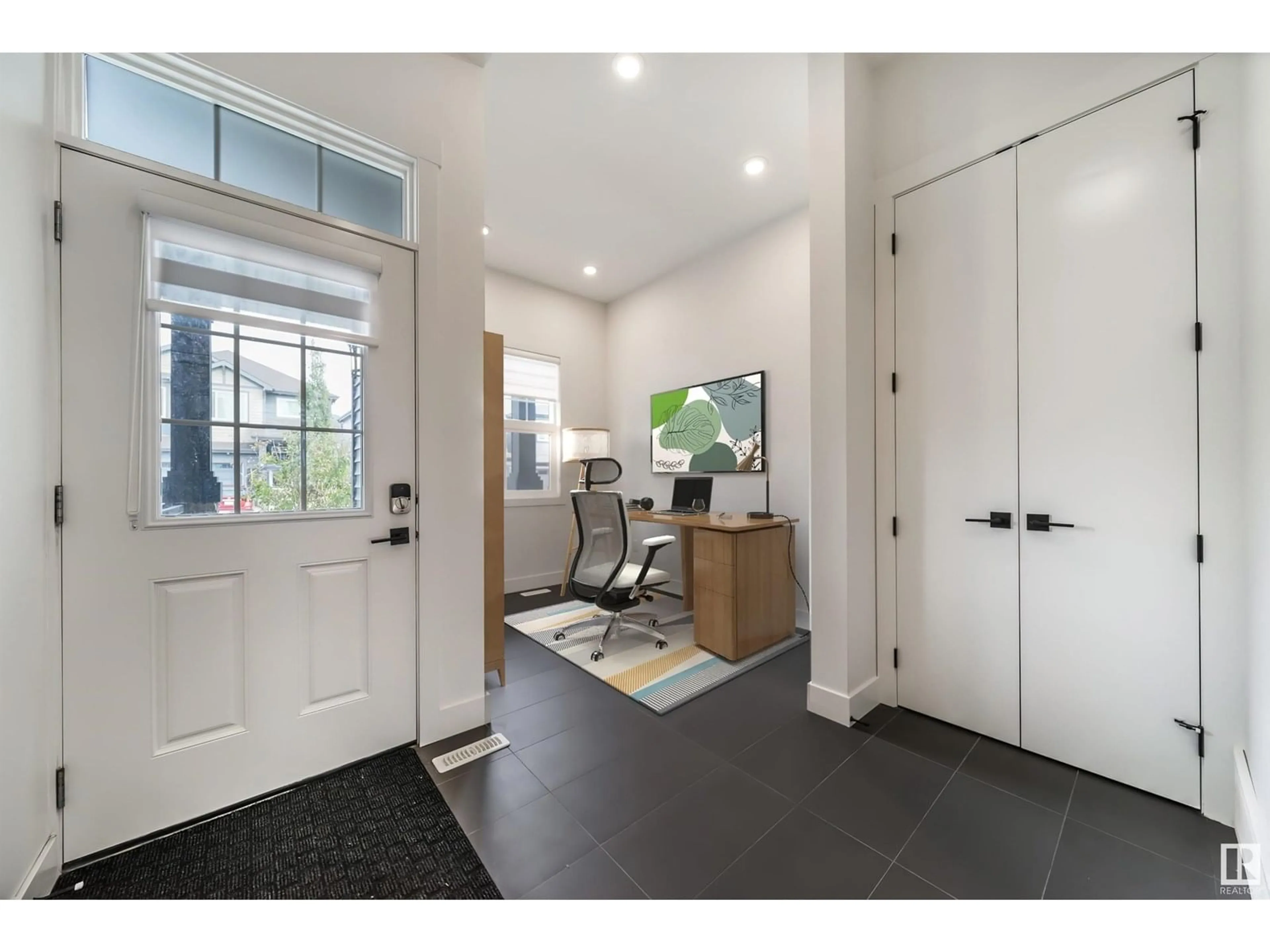 Indoor entryway for SW - 8638 MAYDAY WD, Edmonton Alberta T6X2L1